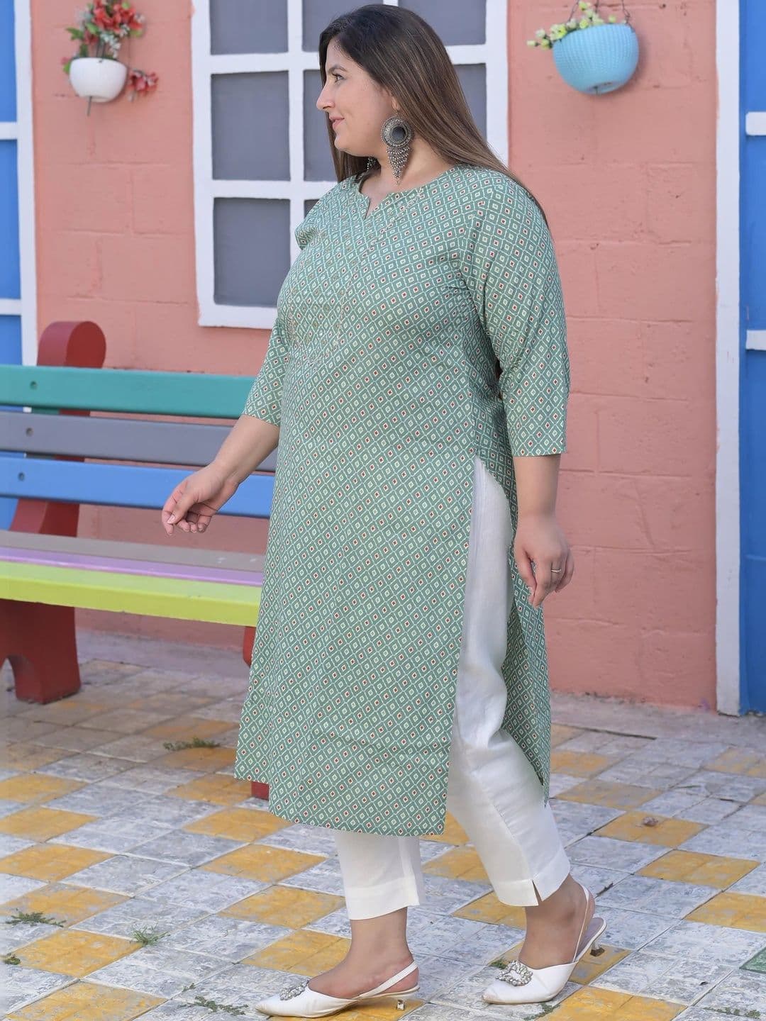 VIFA PLUS Women Geometric Printed Kurta thumbnail 4