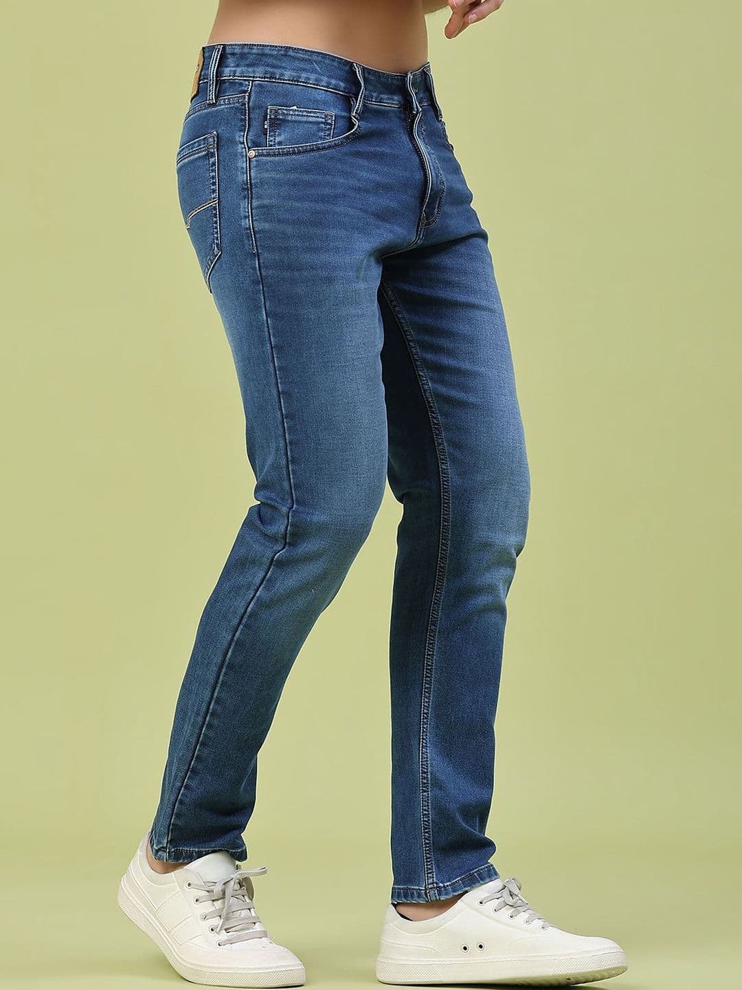 V-Mart Men Skinny Fit Mid-Rise Light Fade Jeans thumbnail 4