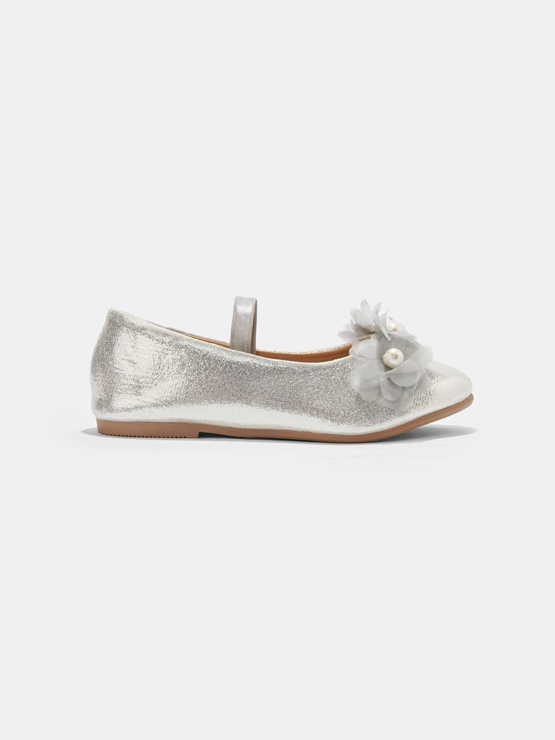Pantaloons Junior Girls Textured Party Flats thumbnail 2