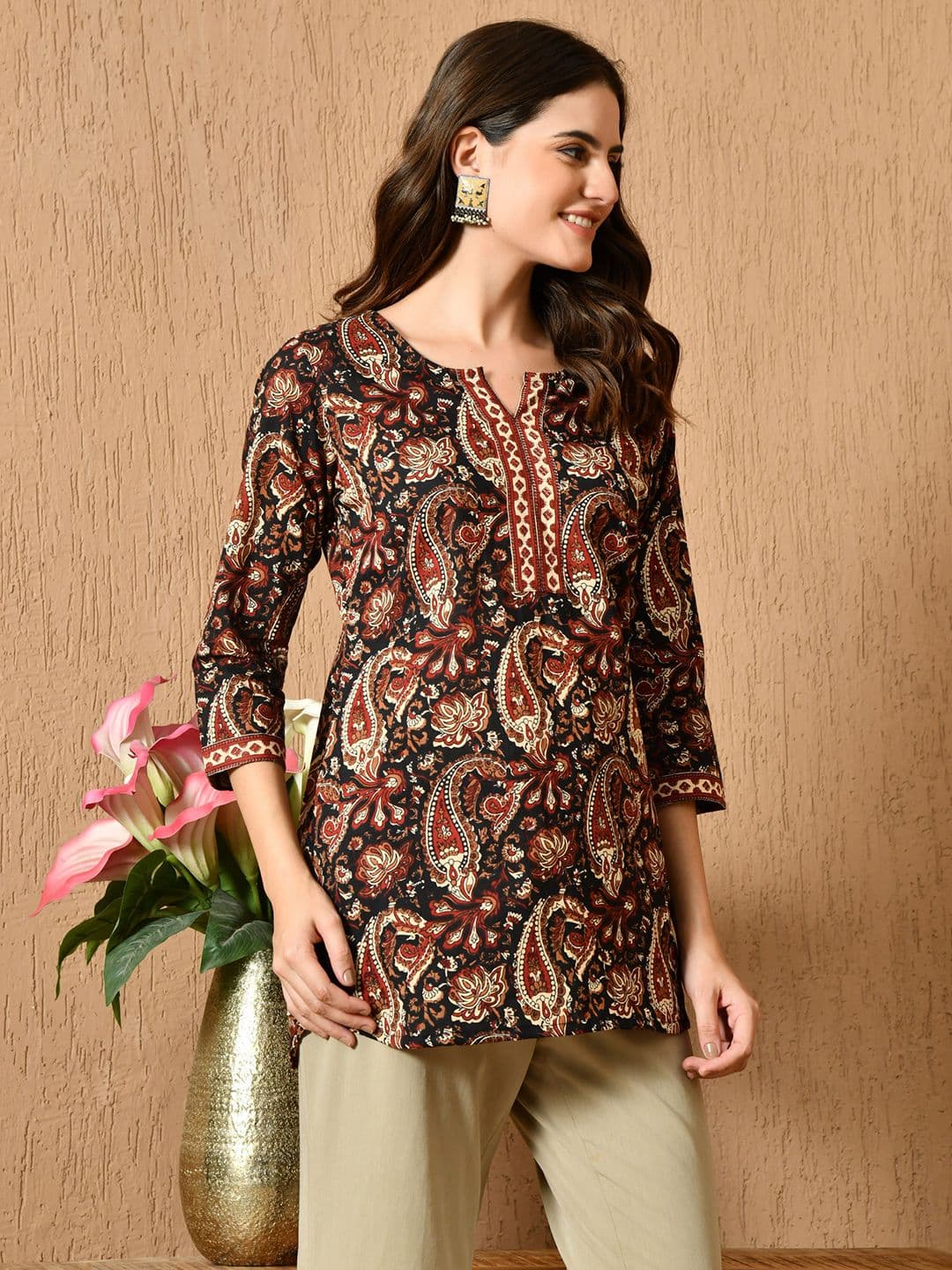 Anouk Rustic Women Paisley Printed Pure Cotton Kurti thumbnail 6