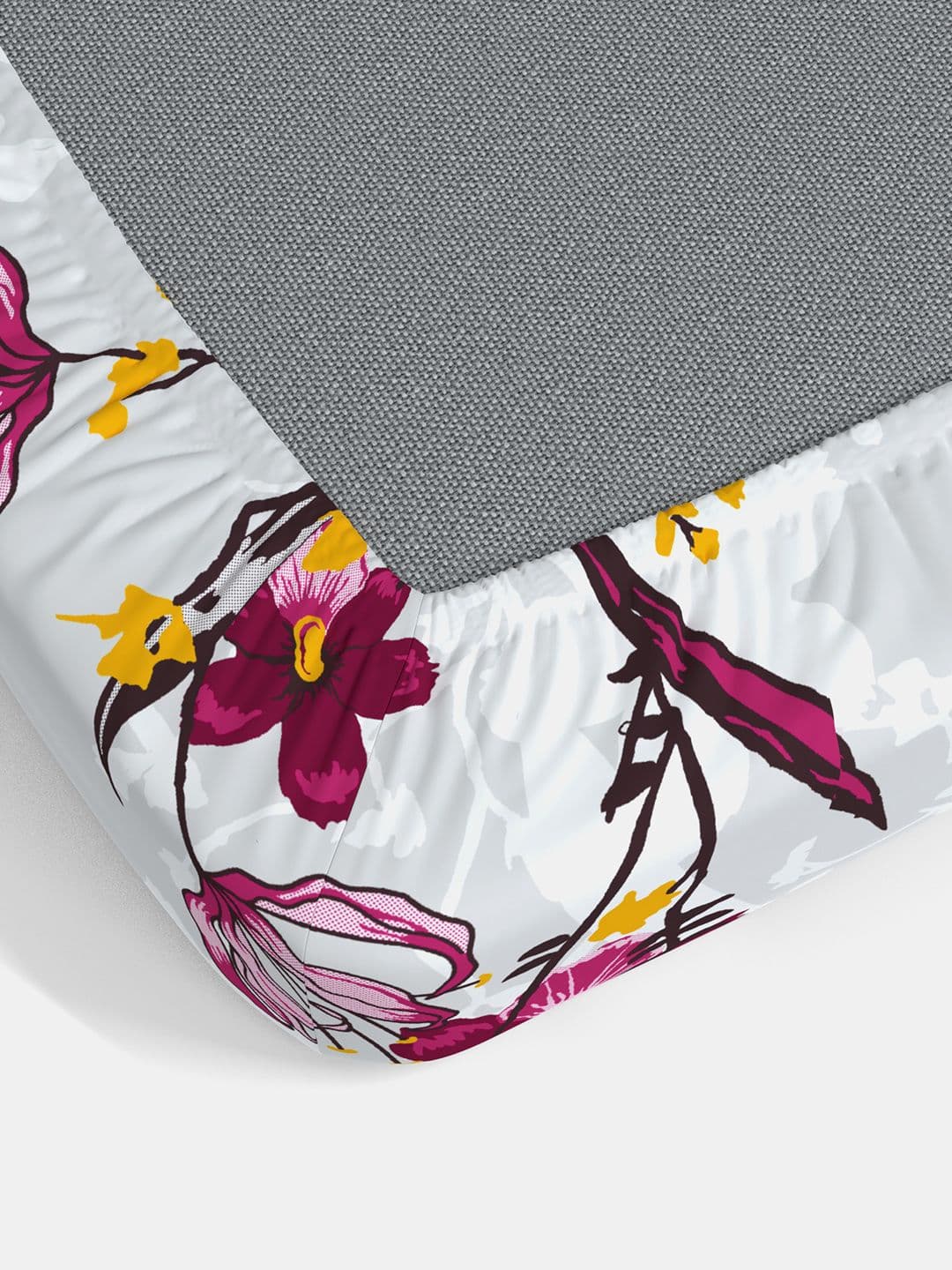 Dreamscape Pink Floral Cotton 140 TC King Fitted Bedsheet with 2 Pillow Covers-72x78inches thumbnail 5