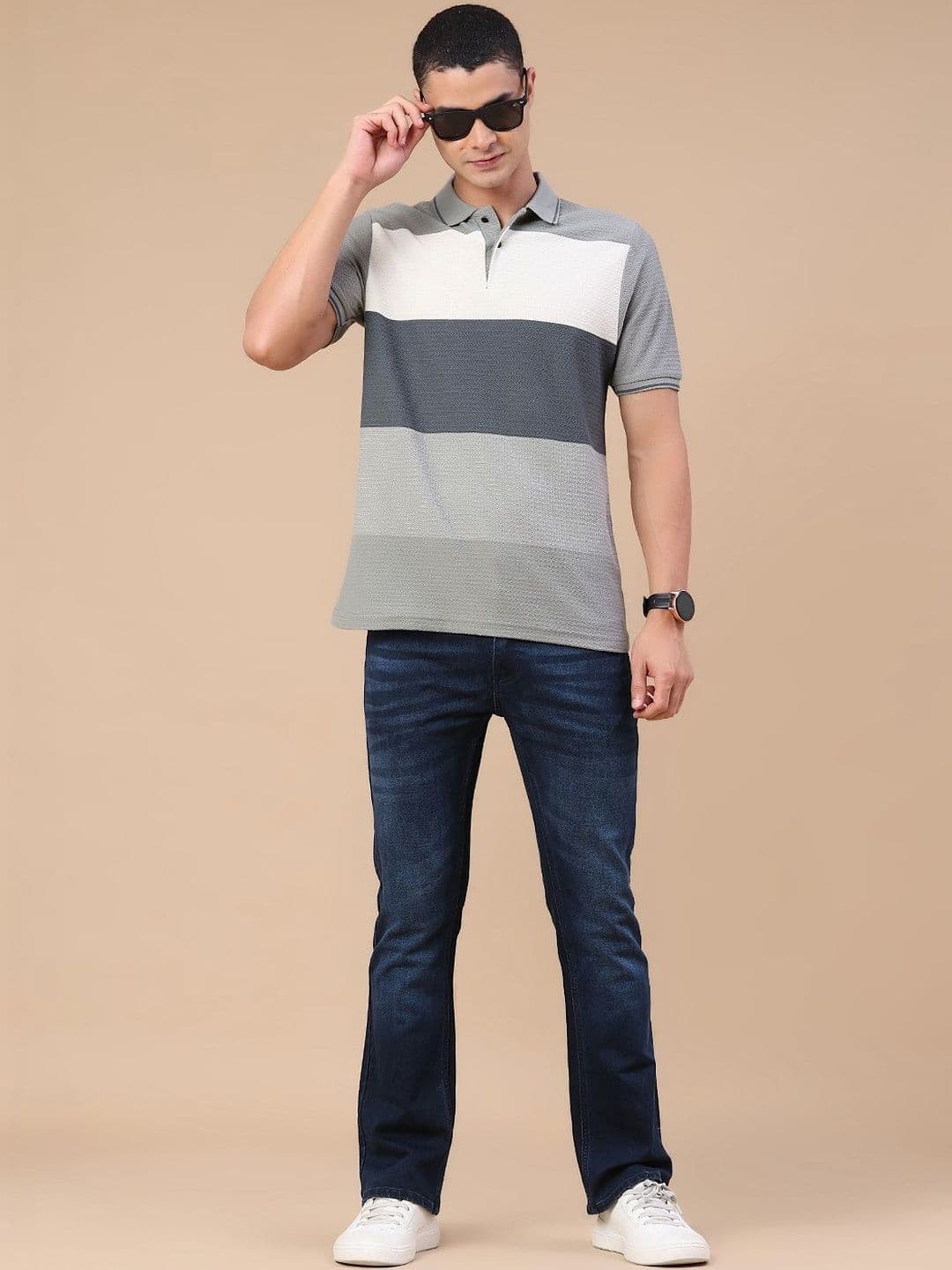 V-Mart Men Colourblocked Polo Collar T-shirt thumbnail 5