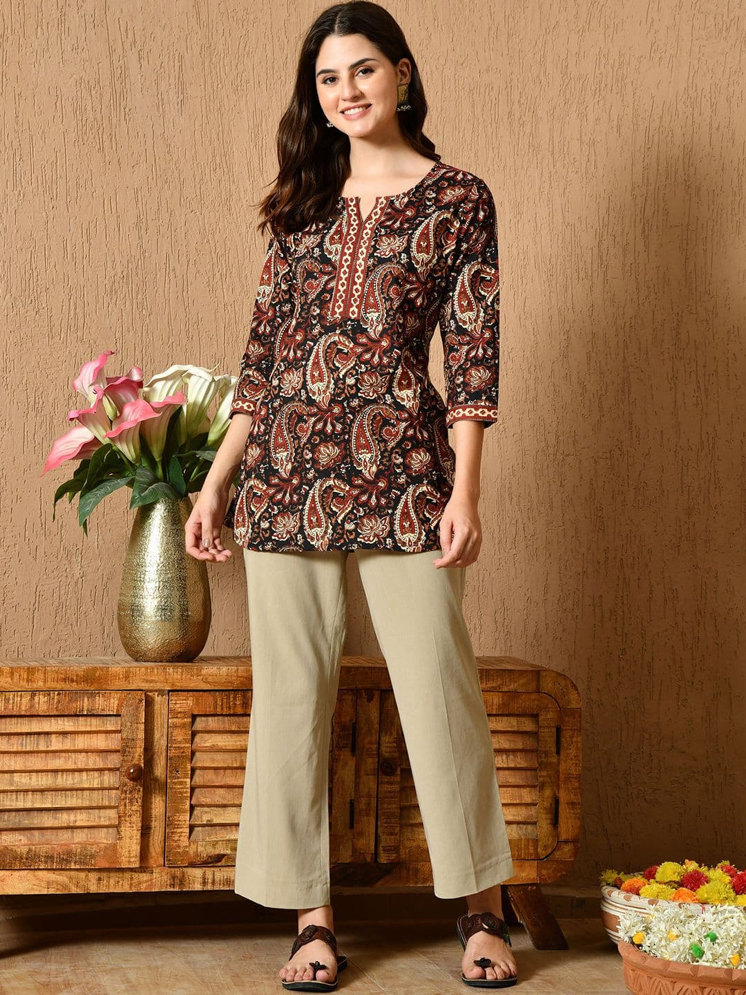 Anouk Rustic Women Paisley Printed Pure Cotton Kurti thumbnail 3