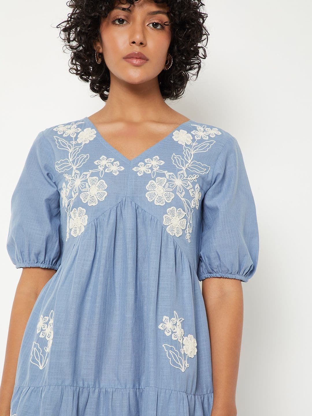 max Floral Embroidered Puff Sleeve A-Line Midi Dress thumbnail 3