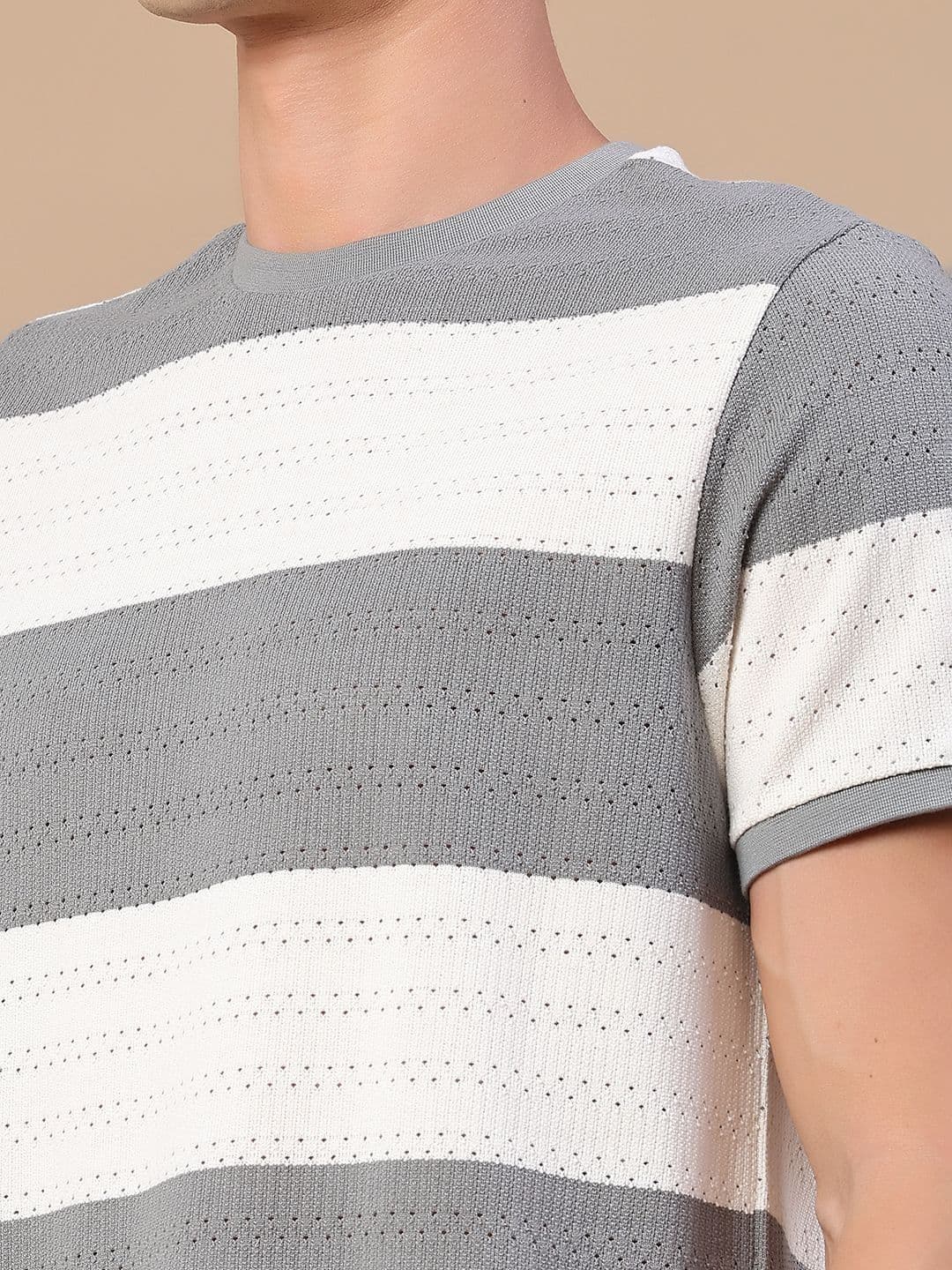 V-Mart Men Striped T-shirt thumbnail 6