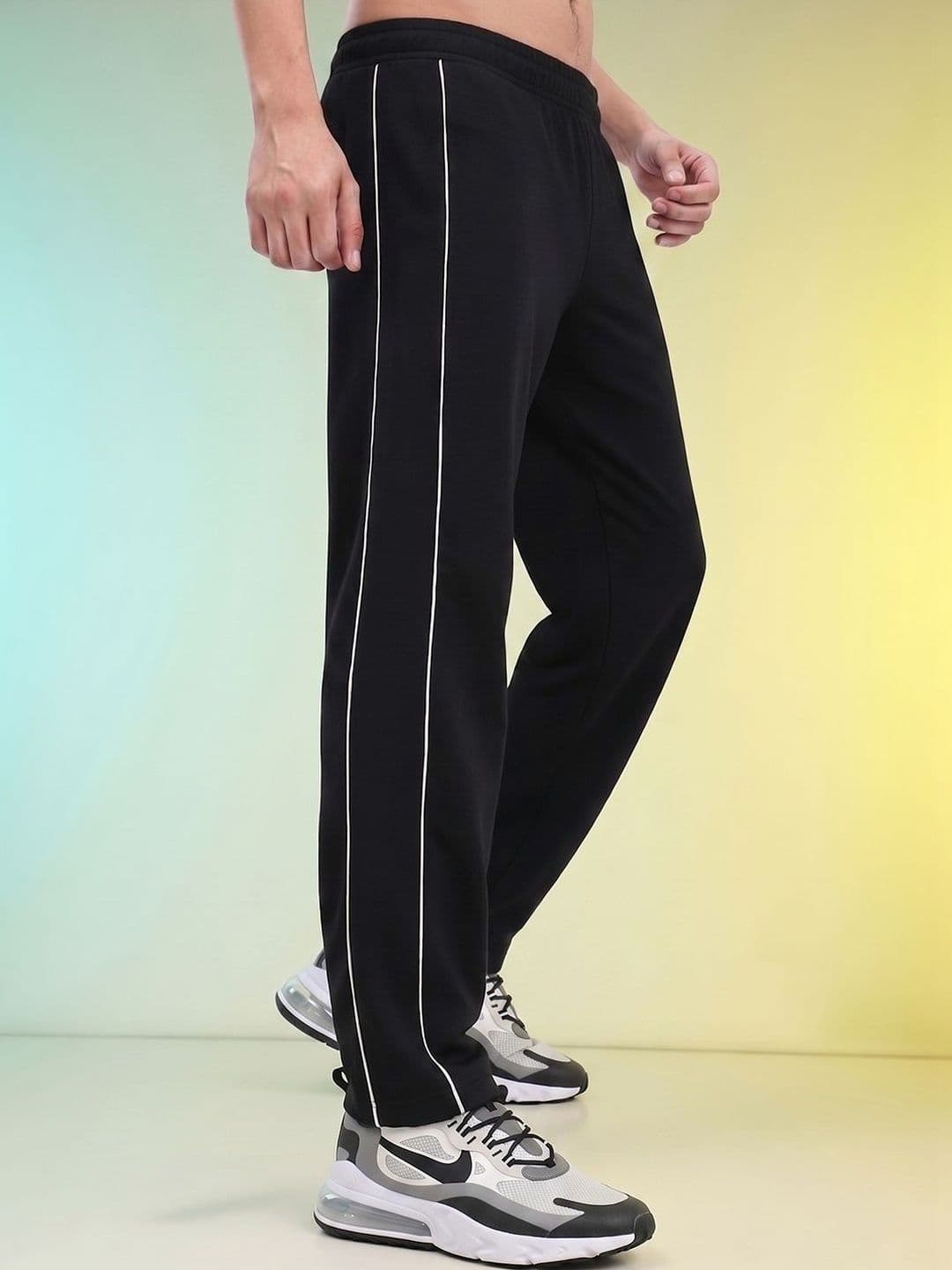 HRX by Hrithik Roshan Men Regular Fit Training Joggers - view 1