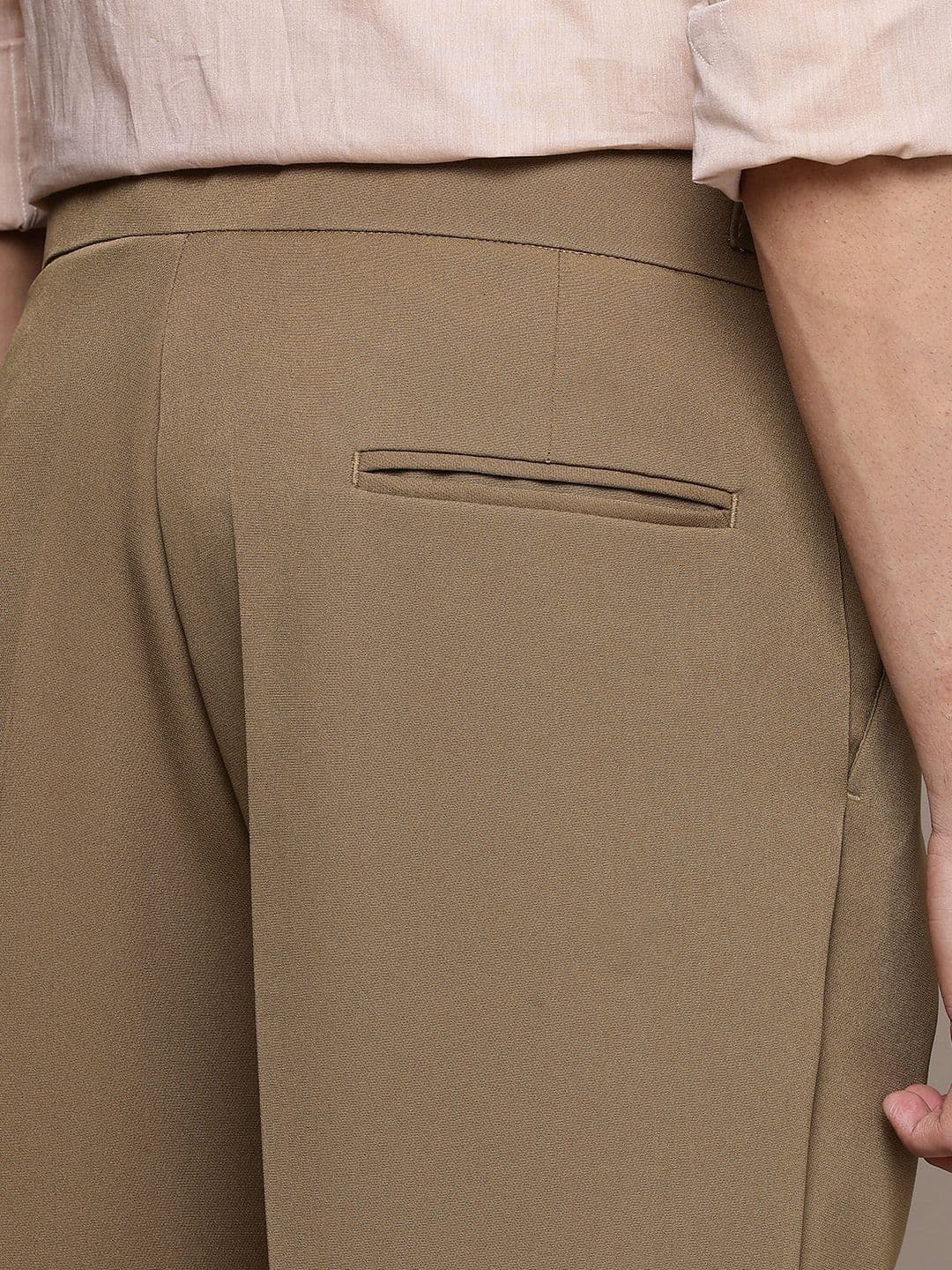 THE BEETEL HOUSE Men Comfort Pleated Trousers thumbnail 2