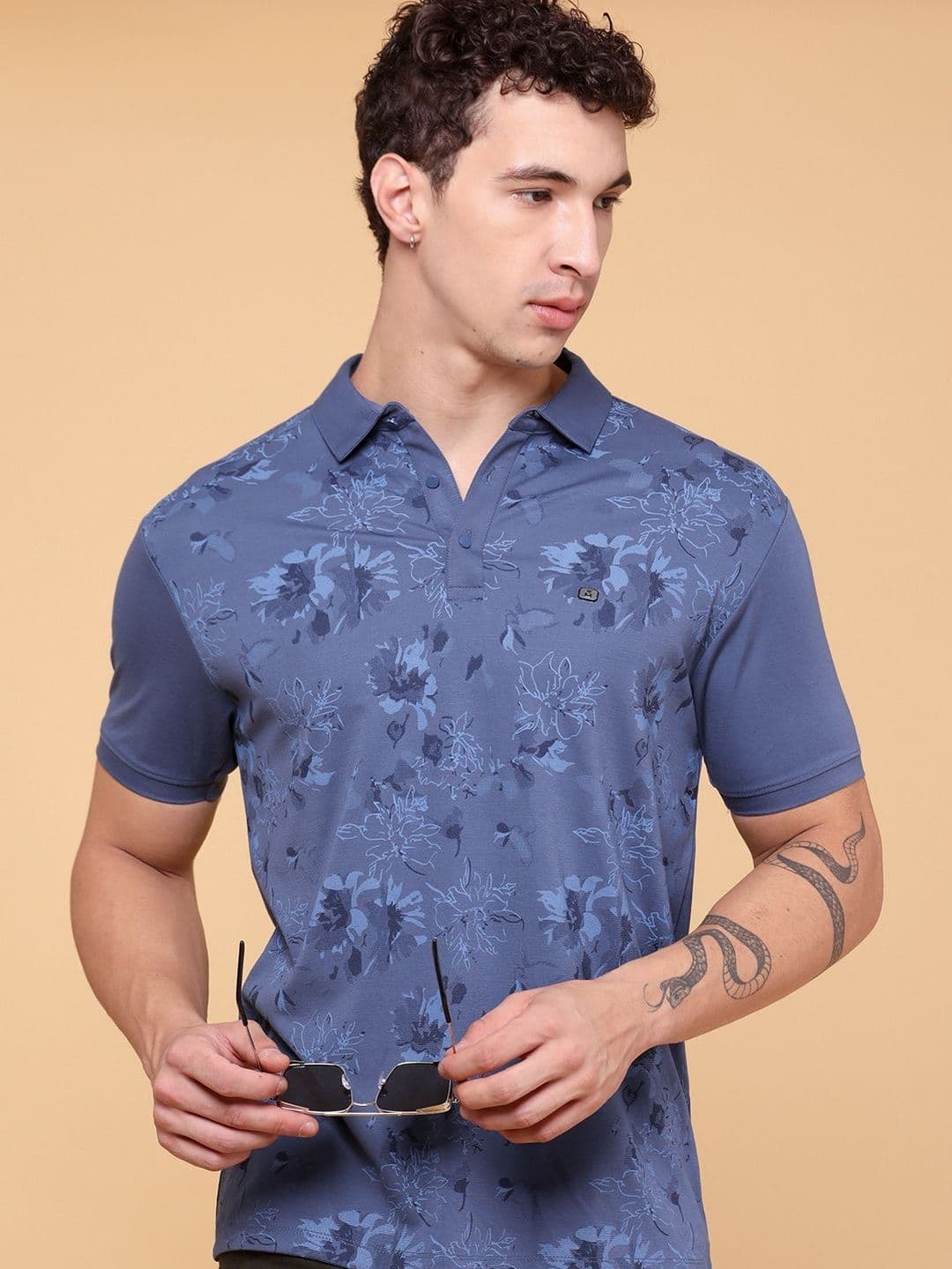 V-Mart Men Floral Printed Polo Collar T-shirt thumbnail 6