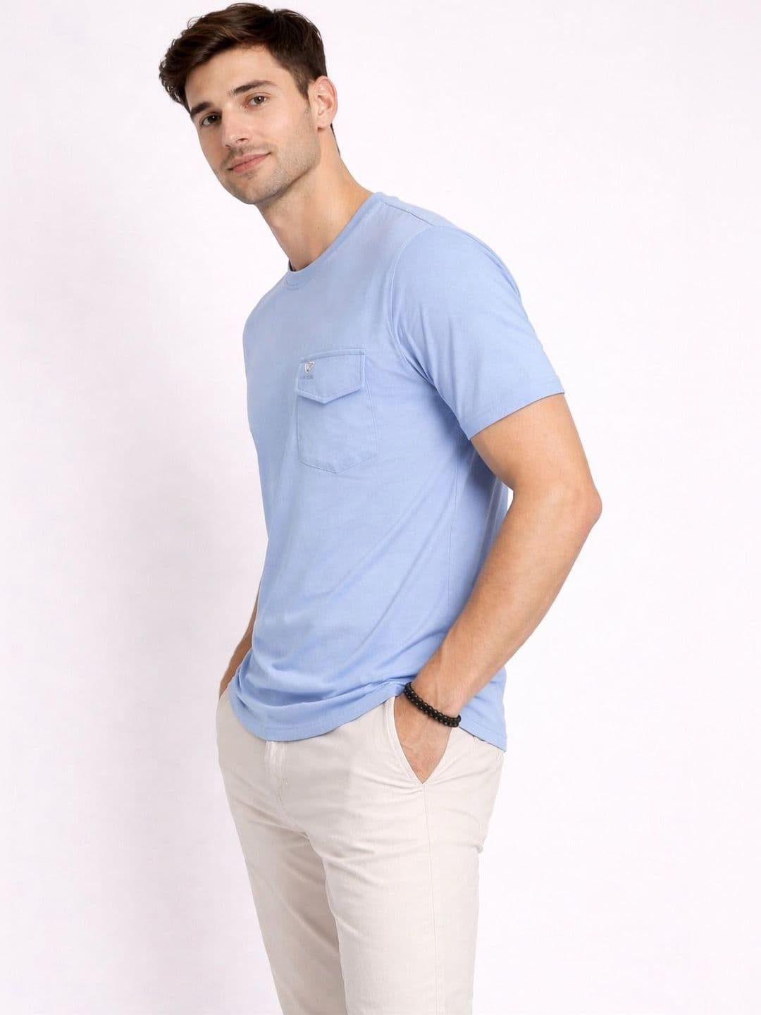 Parcel Yard Men Brand Logo Pockets T-shirt thumbnail 2