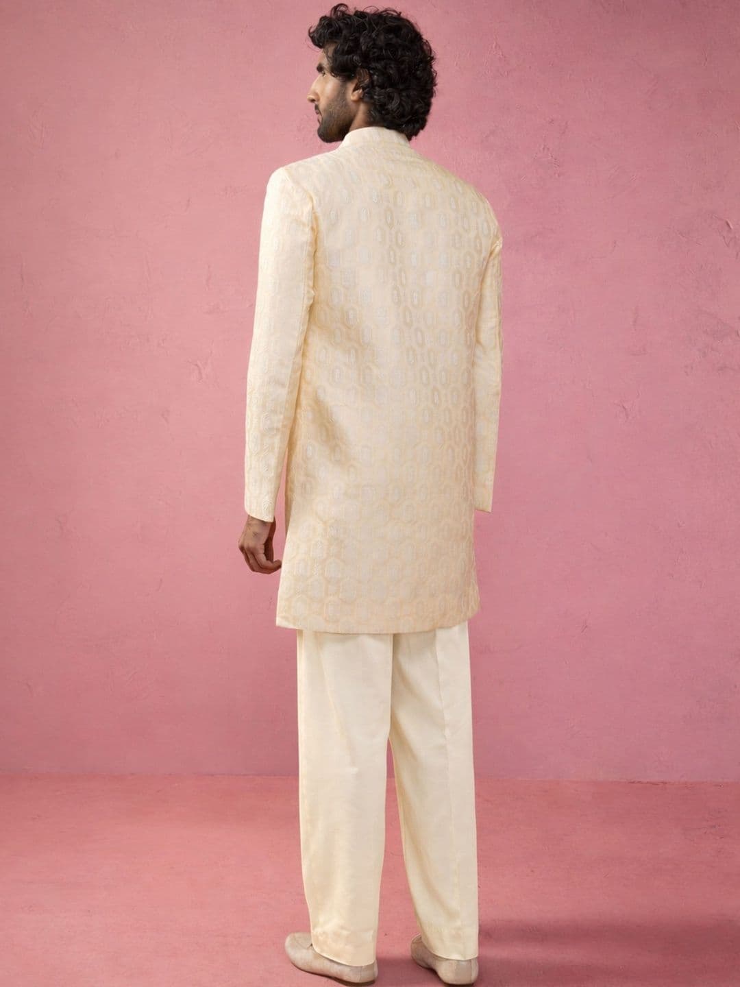 VASTRAMAY Self Design Mandarin Collar Indo-Western Sherwani Set thumbnail 3
