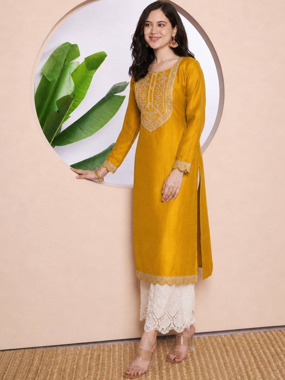 rarethread Women Embroidered Chikankari Kurta thumbnail 7