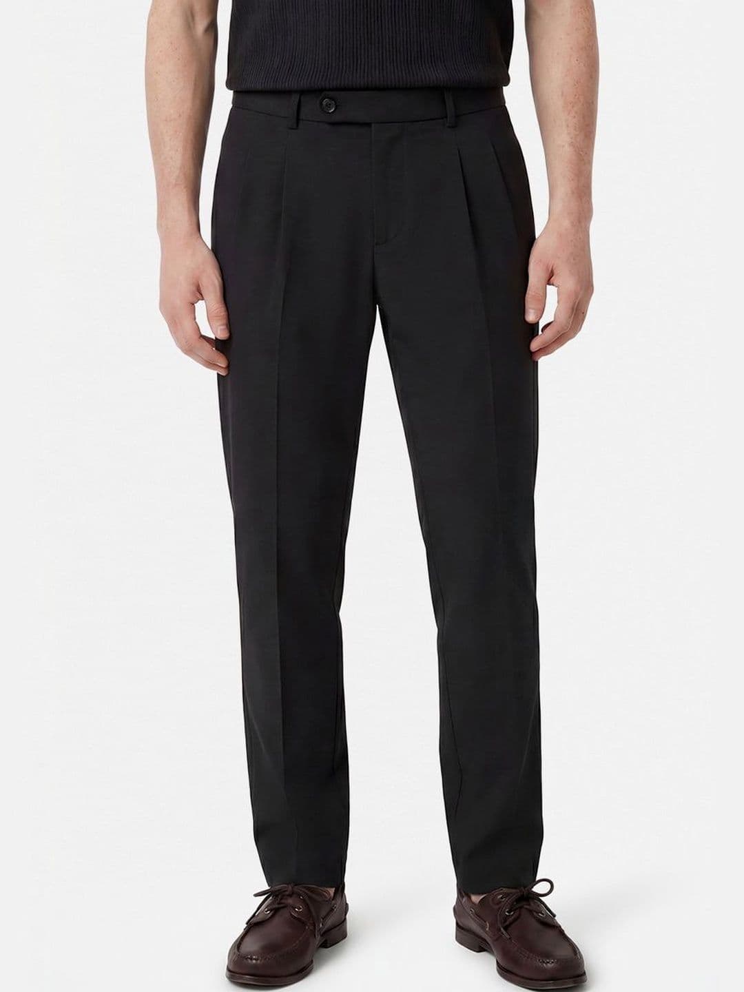 Snitch Men Tapered Fit Pleated Trousers thumbnail 3