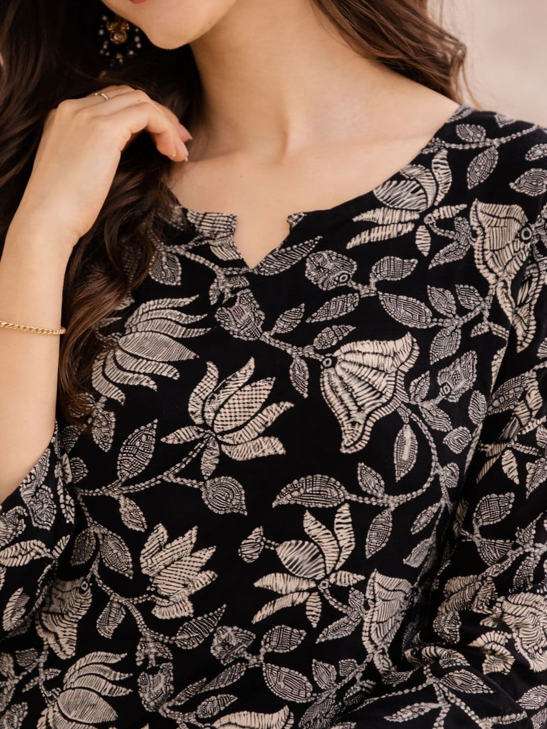 HERE&NOW Women Floral Kurta thumbnail 2