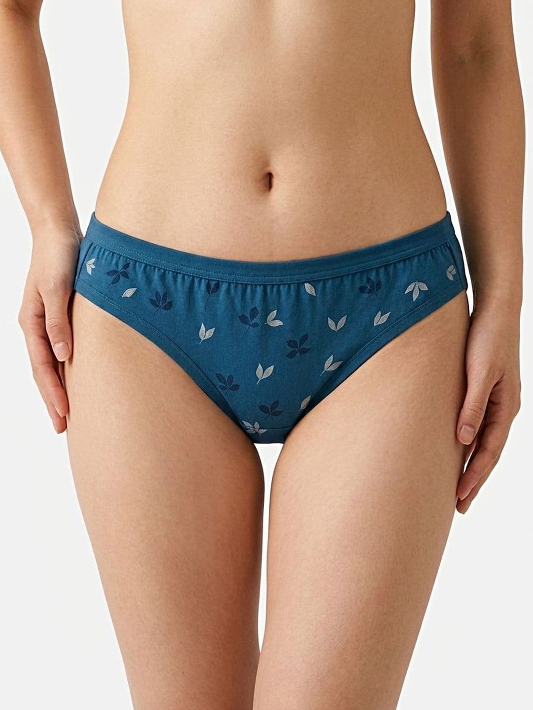 FiveFlag Women Pack of 6 Printed Anti Bacterial Basic Briefs thumbnail 4