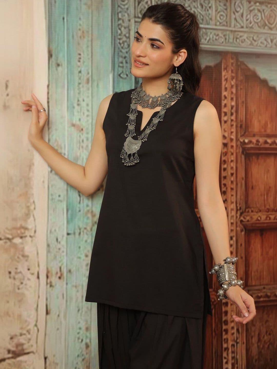 REAM Women Regular Pure Cotton Kurti with Patiala thumbnail 2