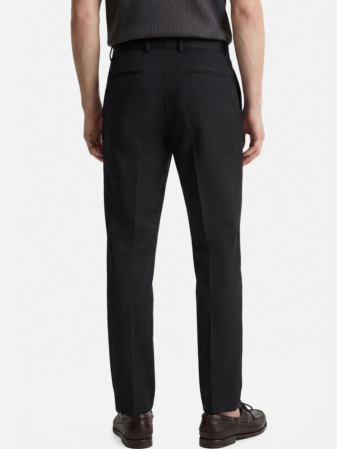Snitch Men Tapered Fit Pleated Trousers thumbnail 5