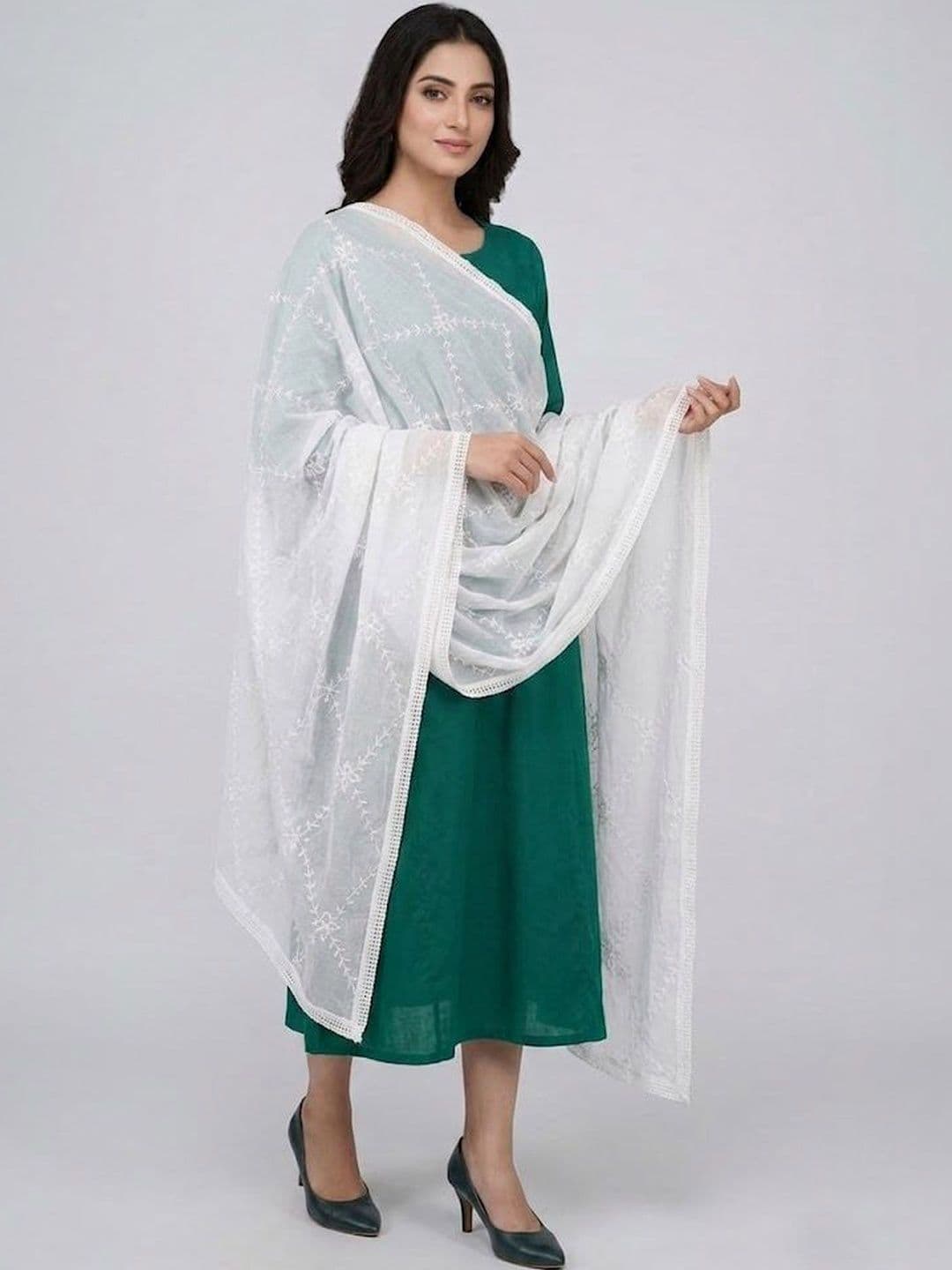 Trendzmy Embroidered Dupatta with Thread Work thumbnail 4