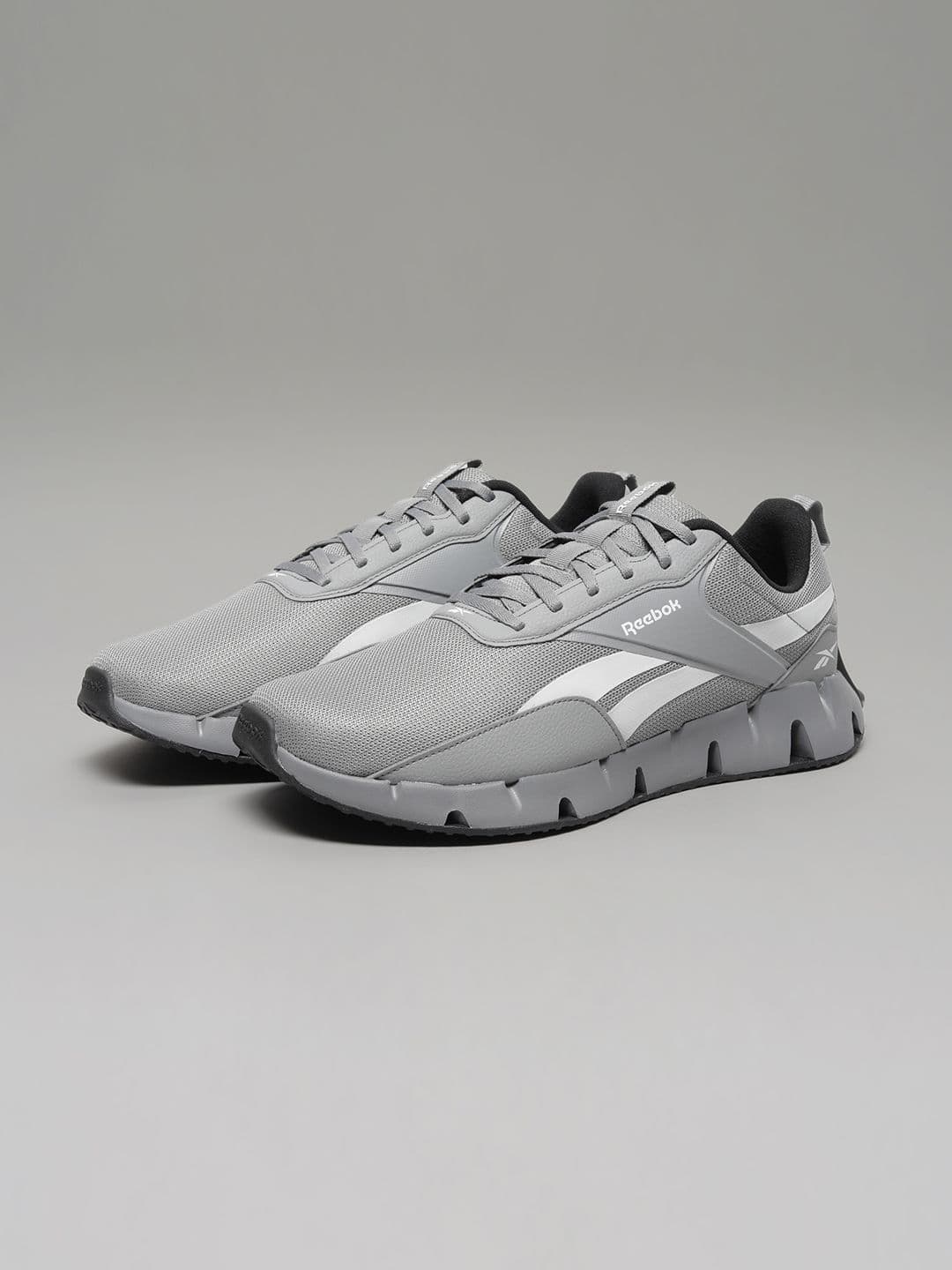 Reebok Men Zig Dynamica Lite Running Non-Marking Shoes thumbnail 6