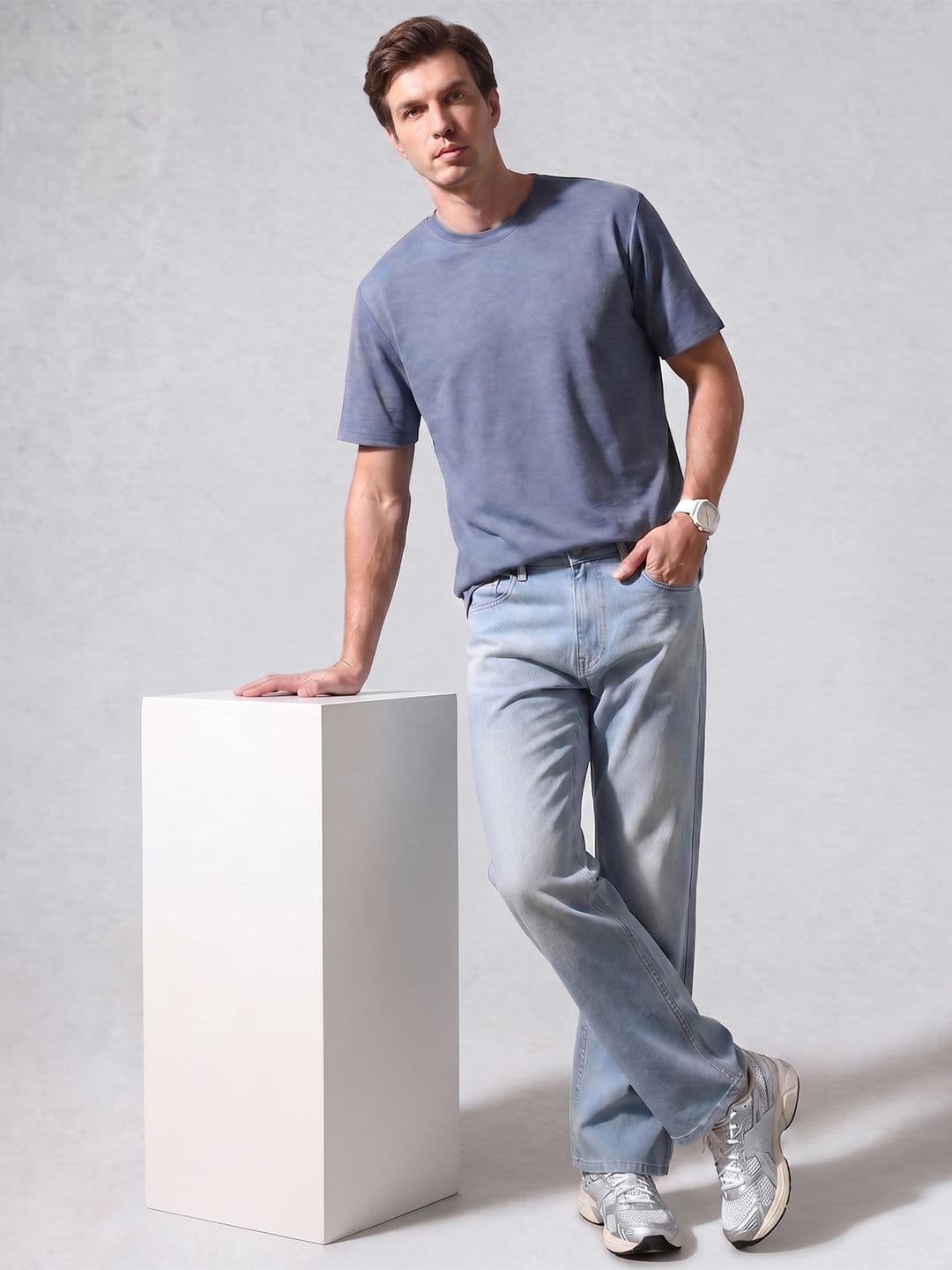 WROGN Men Bootcut Fit Stretchable Jeans thumbnail 4
