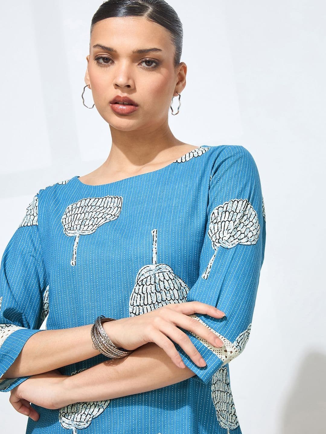 Sangria Cotton Printed Tunic with Trousers thumbnail 3