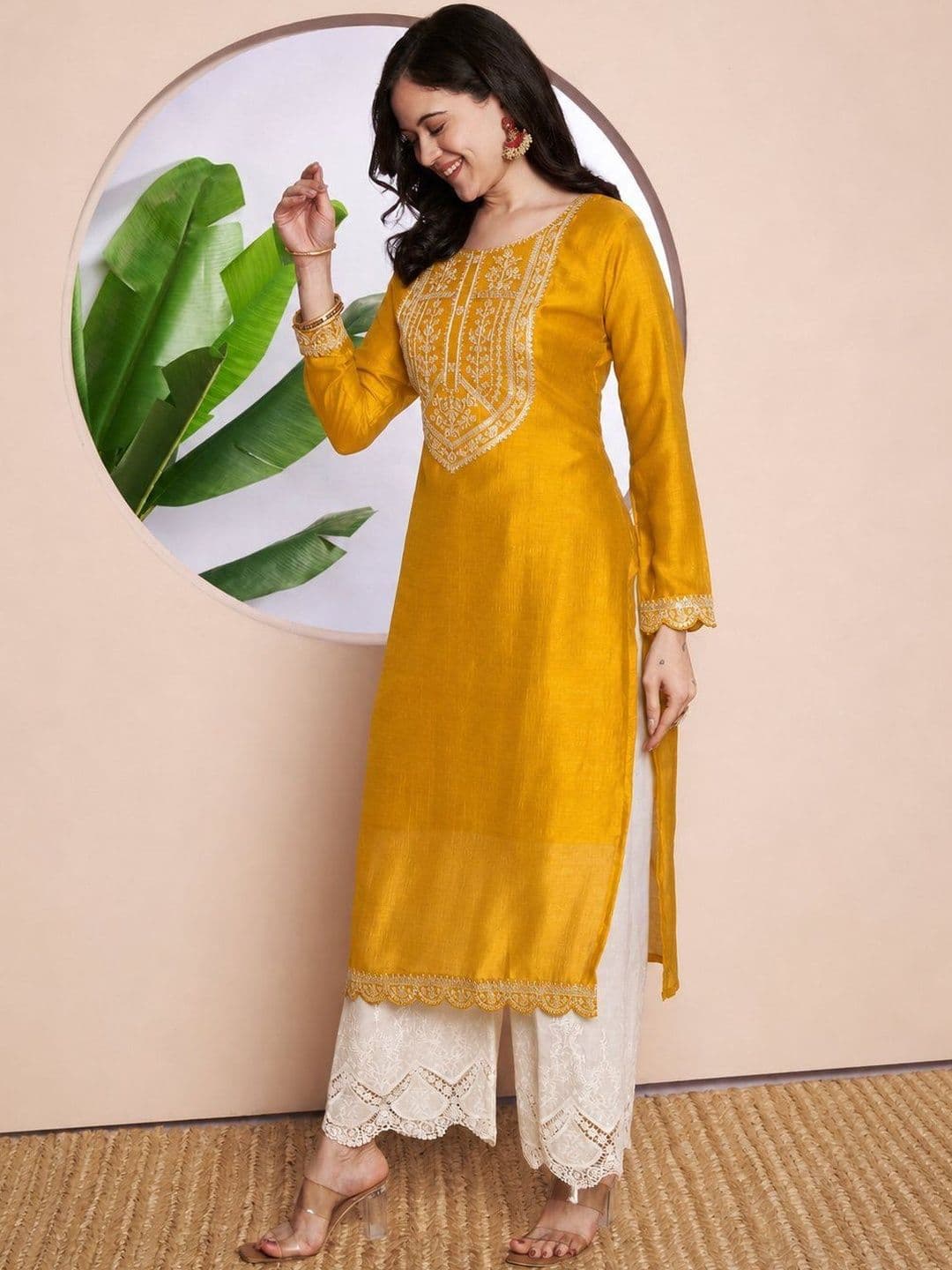rarethread Women Embroidered Chikankari Kurta thumbnail 2