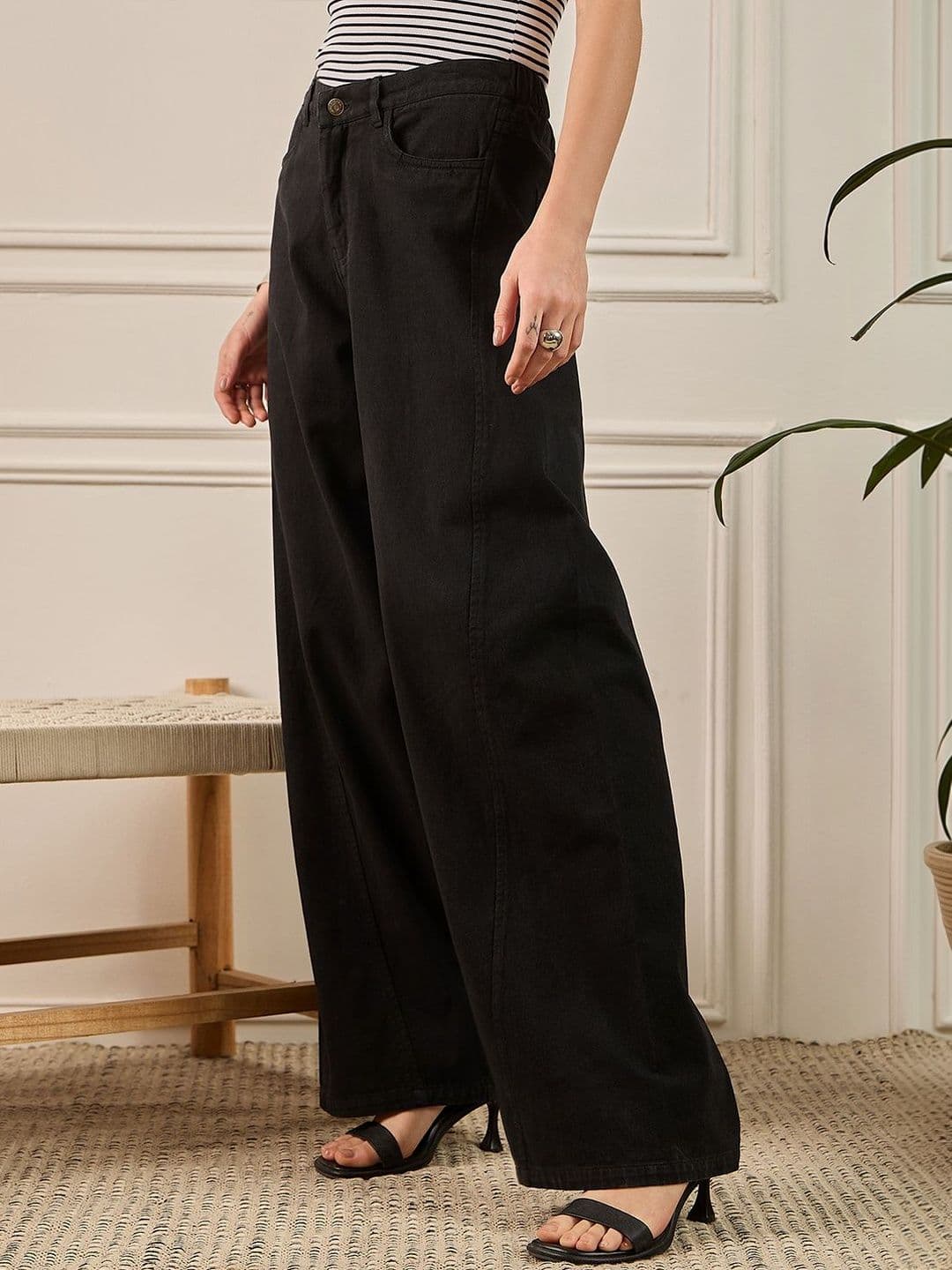 ZUMMER Women Wide Leg Mid-Rise Jeans thumbnail 3