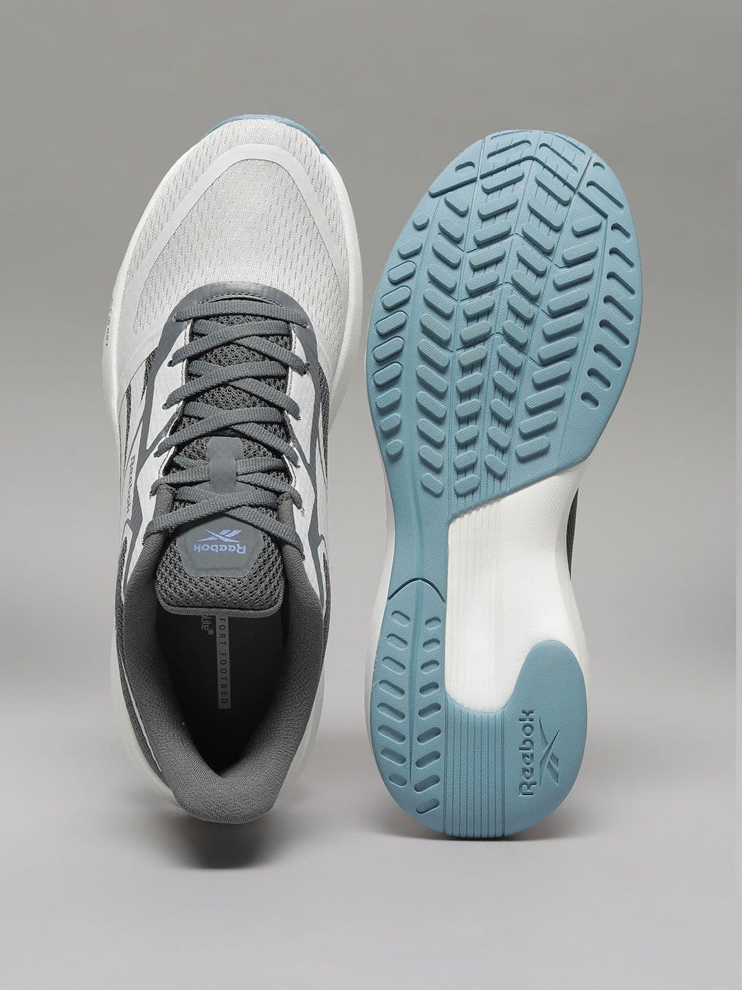Reebok Men JETBLAST HAWK Running Non-Marking Shoes thumbnail 2