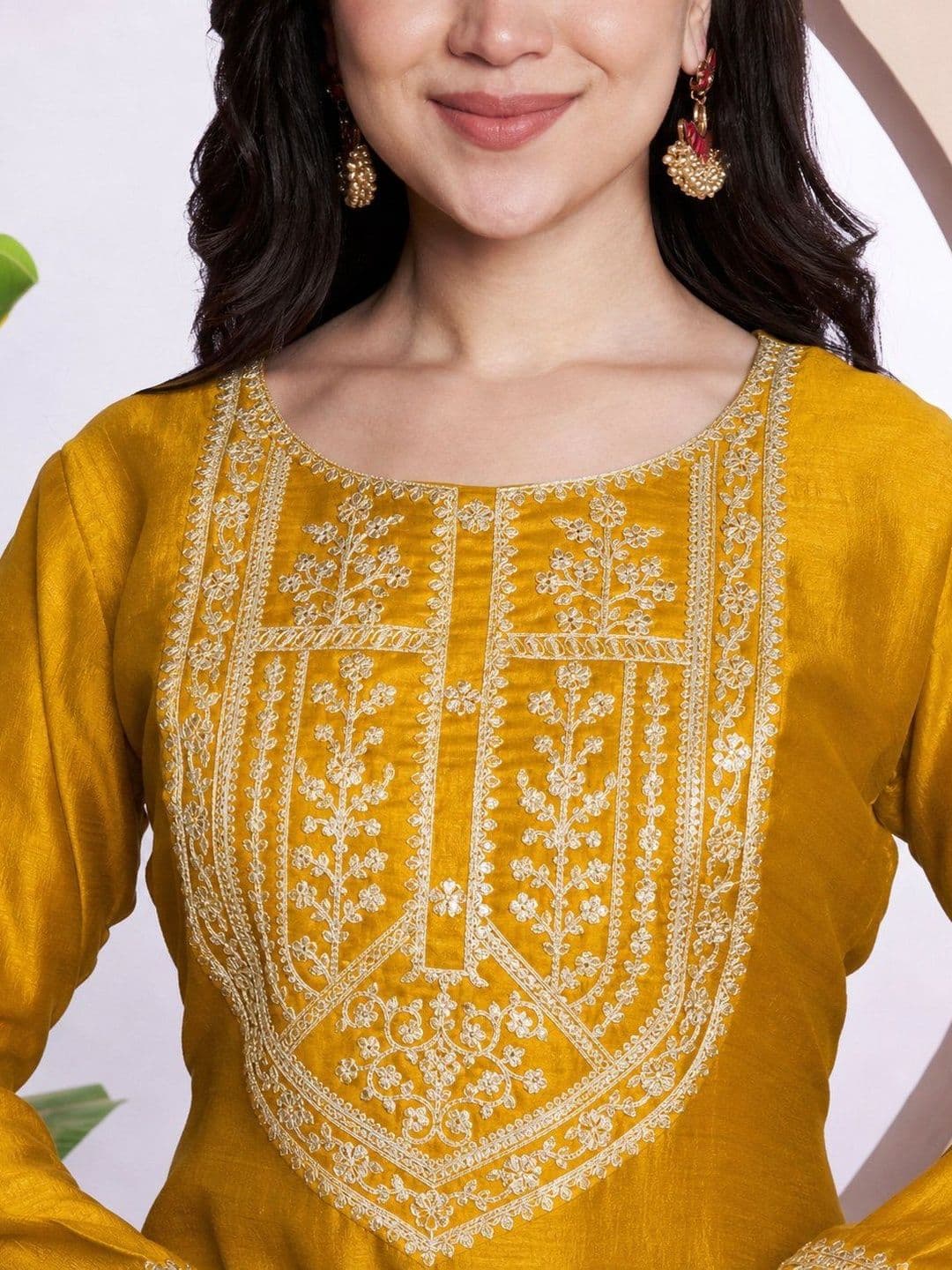 rarethread Women Embroidered Chikankari Kurta thumbnail 6