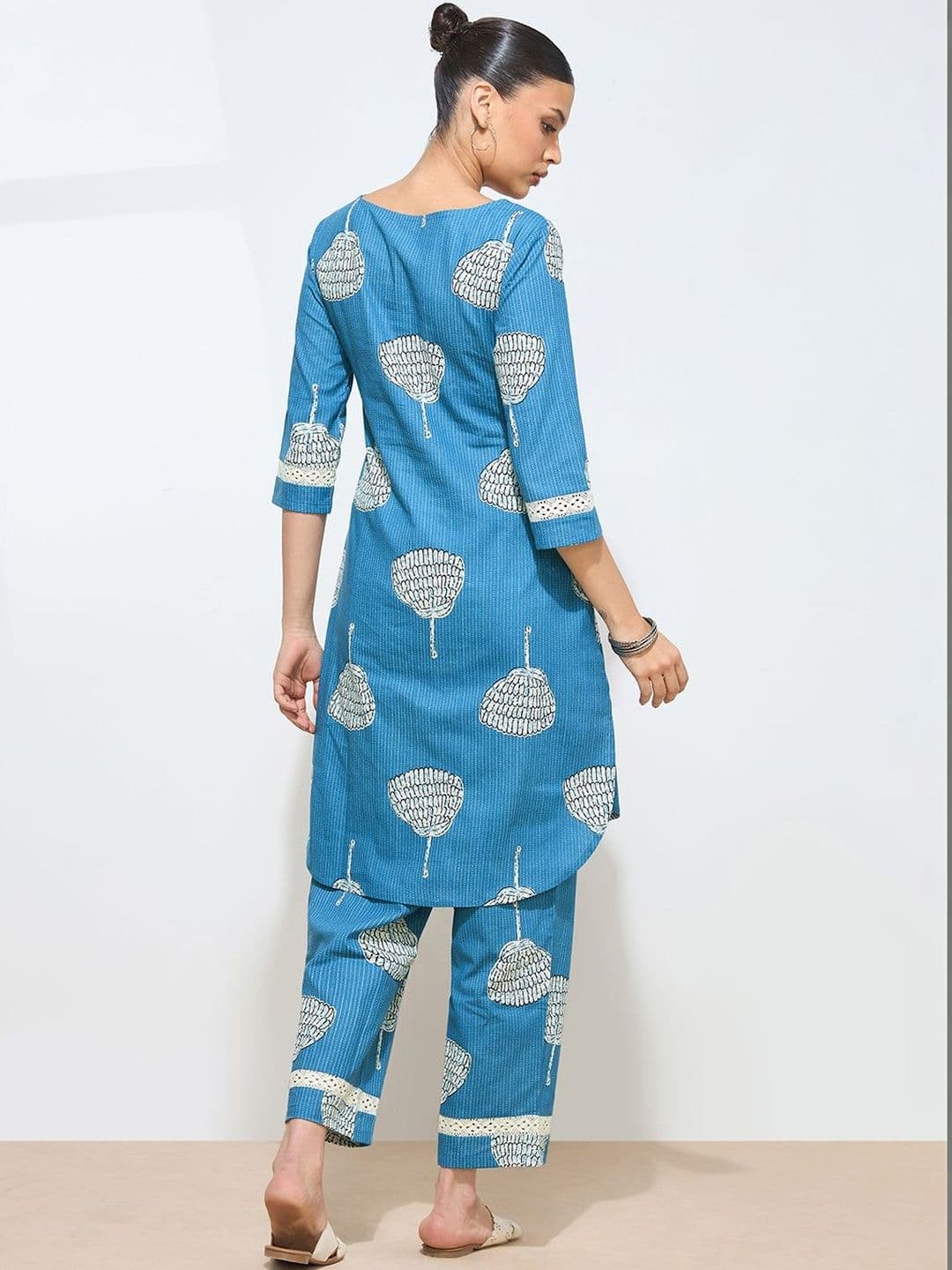 Sangria Cotton Printed Tunic with Trousers thumbnail 2