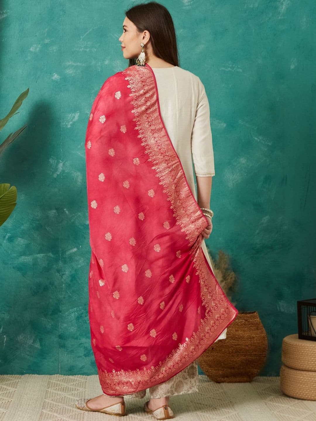 VASVI Ethnic Motifs Woven Design Cotton Silk Dupatta with Zari thumbnail 6
