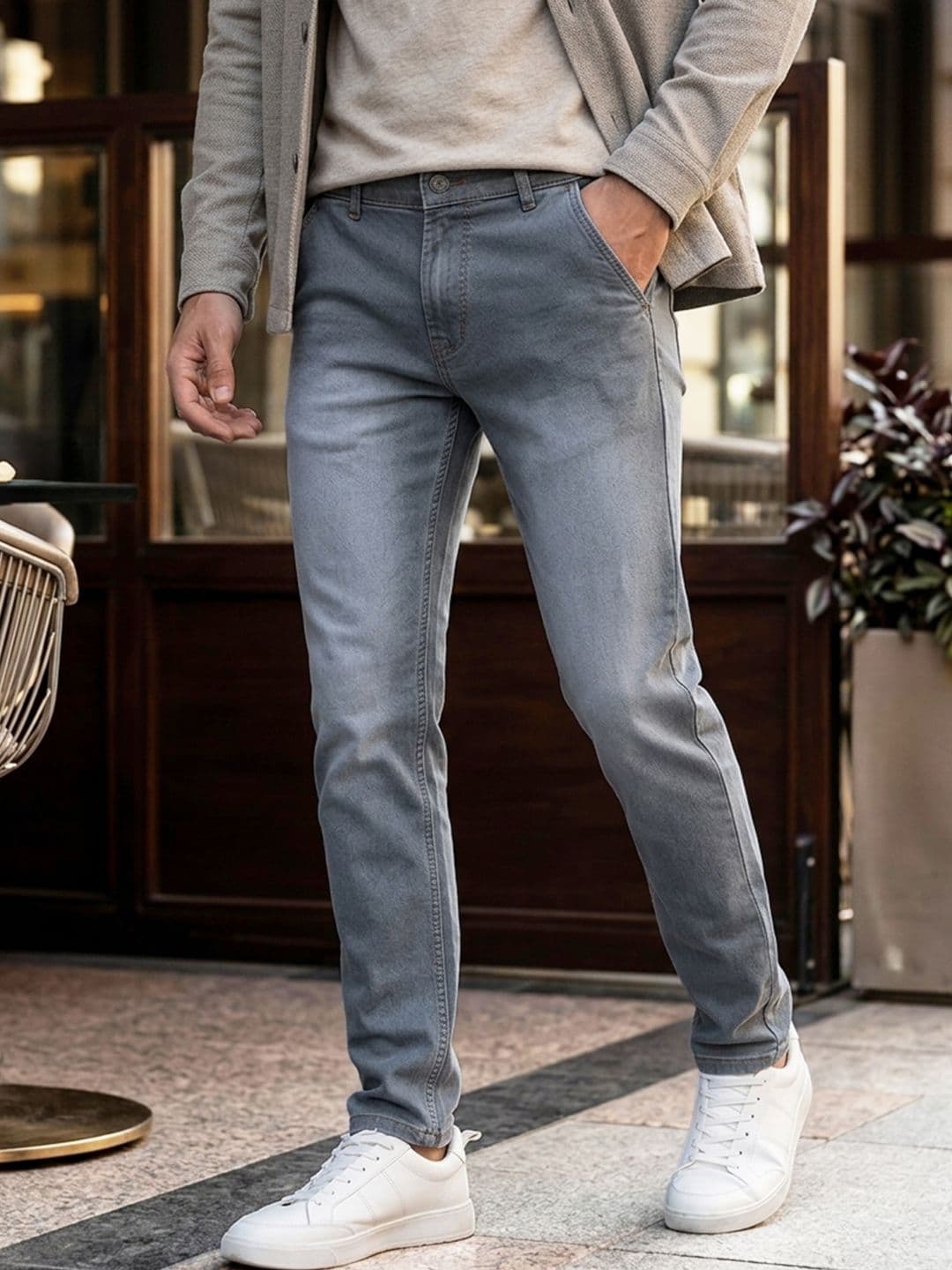 Urbano Fashion Men Grey Slim Fit Mid-Rise Clean Look Stretchable Jeans - view 1