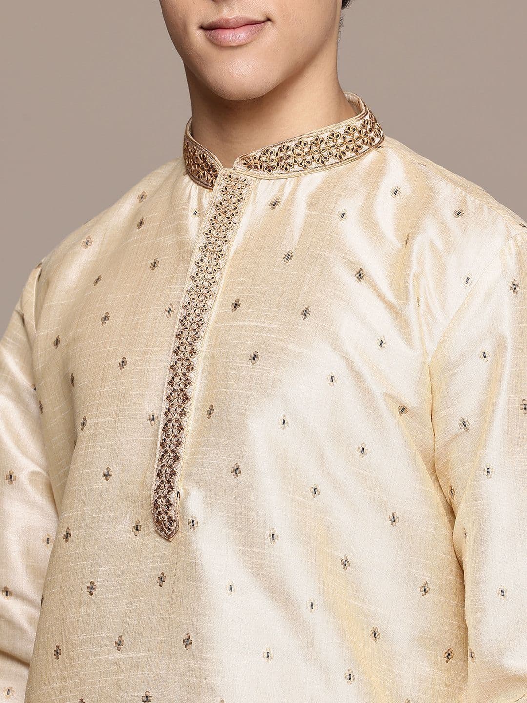 PulseIQ Men Thread Work Kurta thumbnail 3