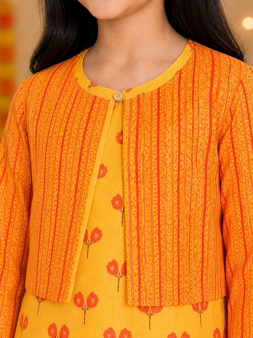 KiddoPanti Girls Cotton Floral Printed Indigo Kurta thumbnail 3