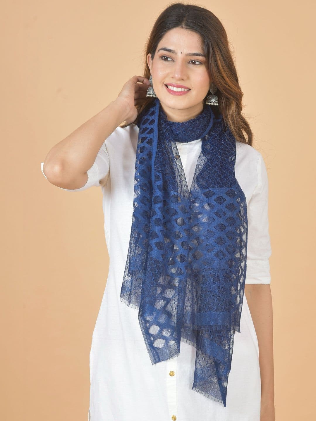 Kuhika Woven Design Dupatta thumbnail 3