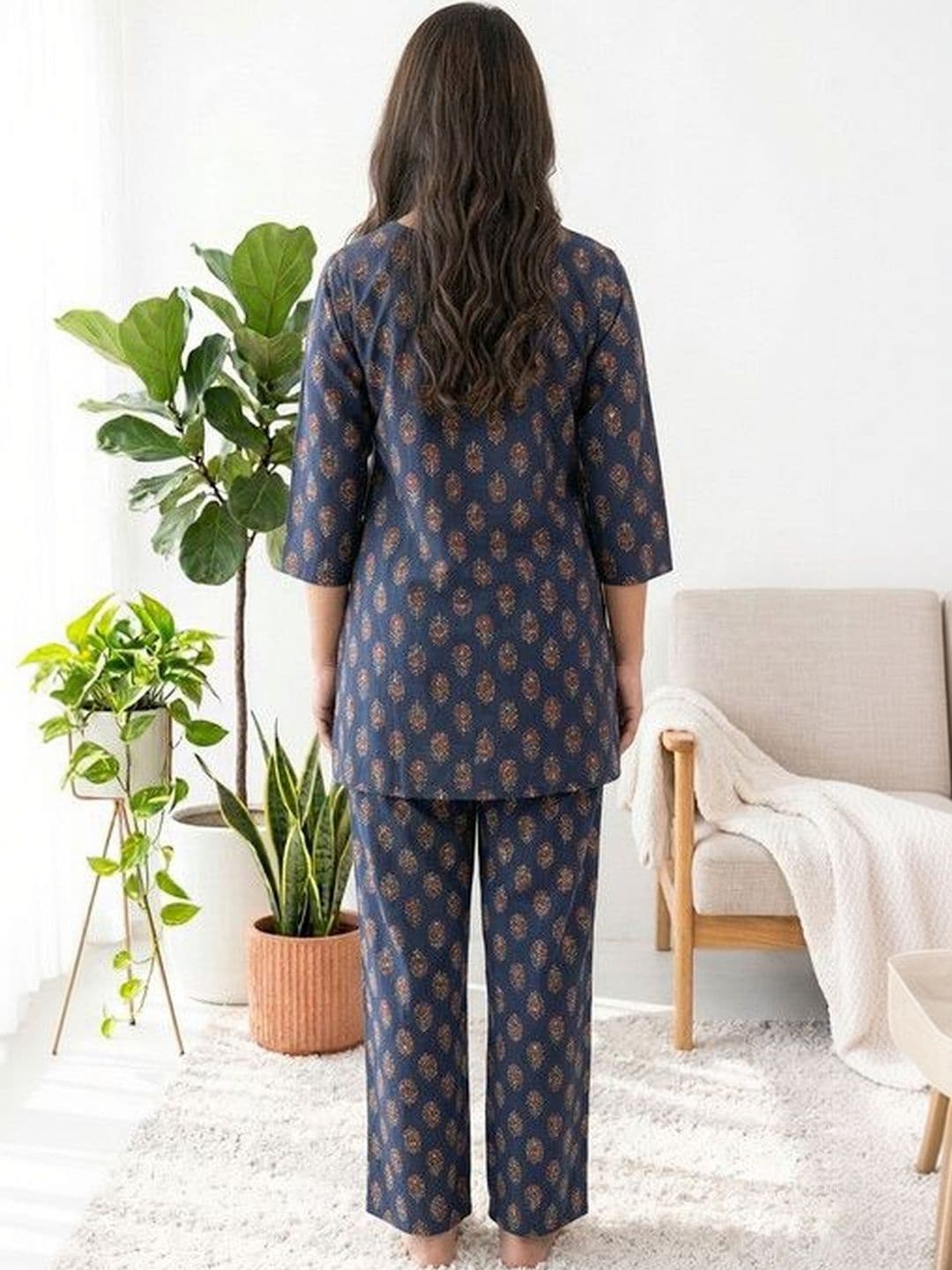 DESI HULIA Women Ethnic Motifs Printed Regular Kurta with Palazzos thumbnail 2