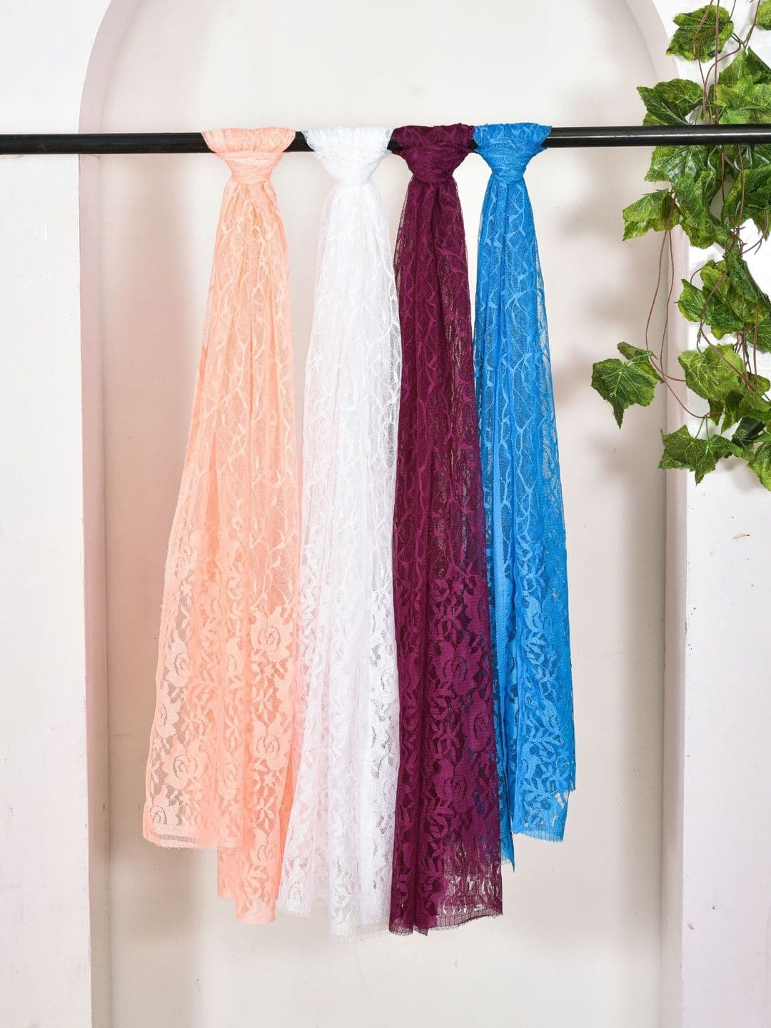 Kuhika Pack Of 4 Woven Design Dupatta - view 1