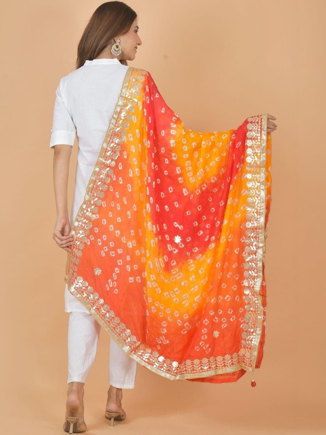 Kuhika Dyed Art Silk Dupatta with Zari thumbnail 3
