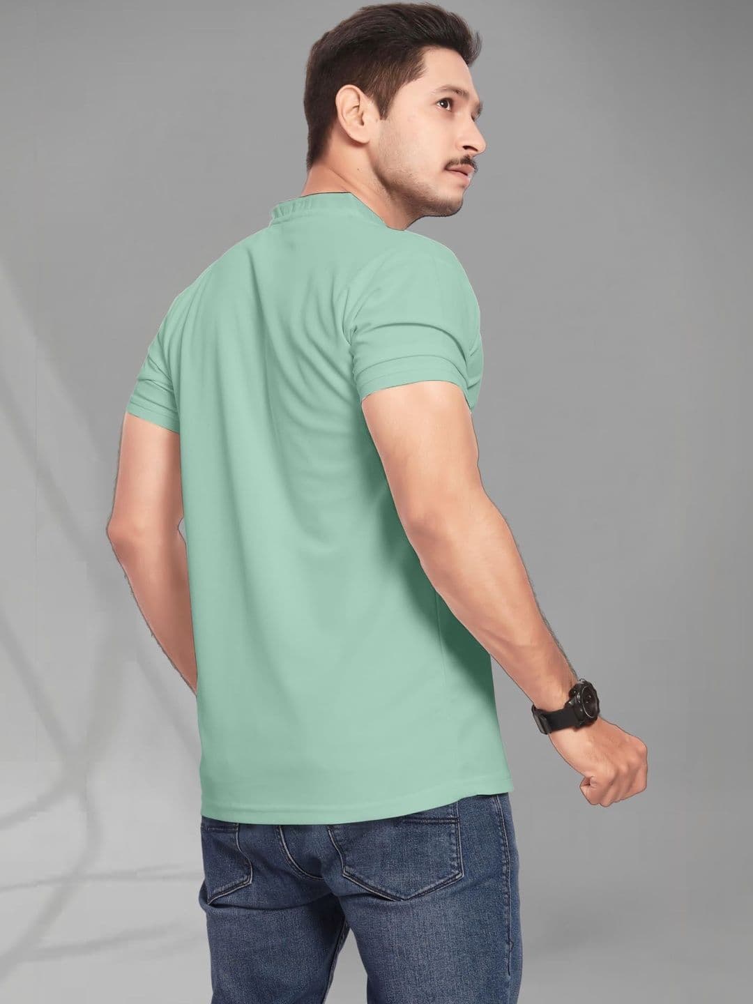 U and J Men Brand Logo Mandarin Collar T-shirt thumbnail 2