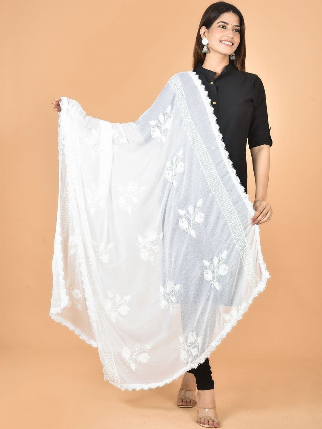 Kuhika Embroidered Dupatta with Thread Work - view 1
