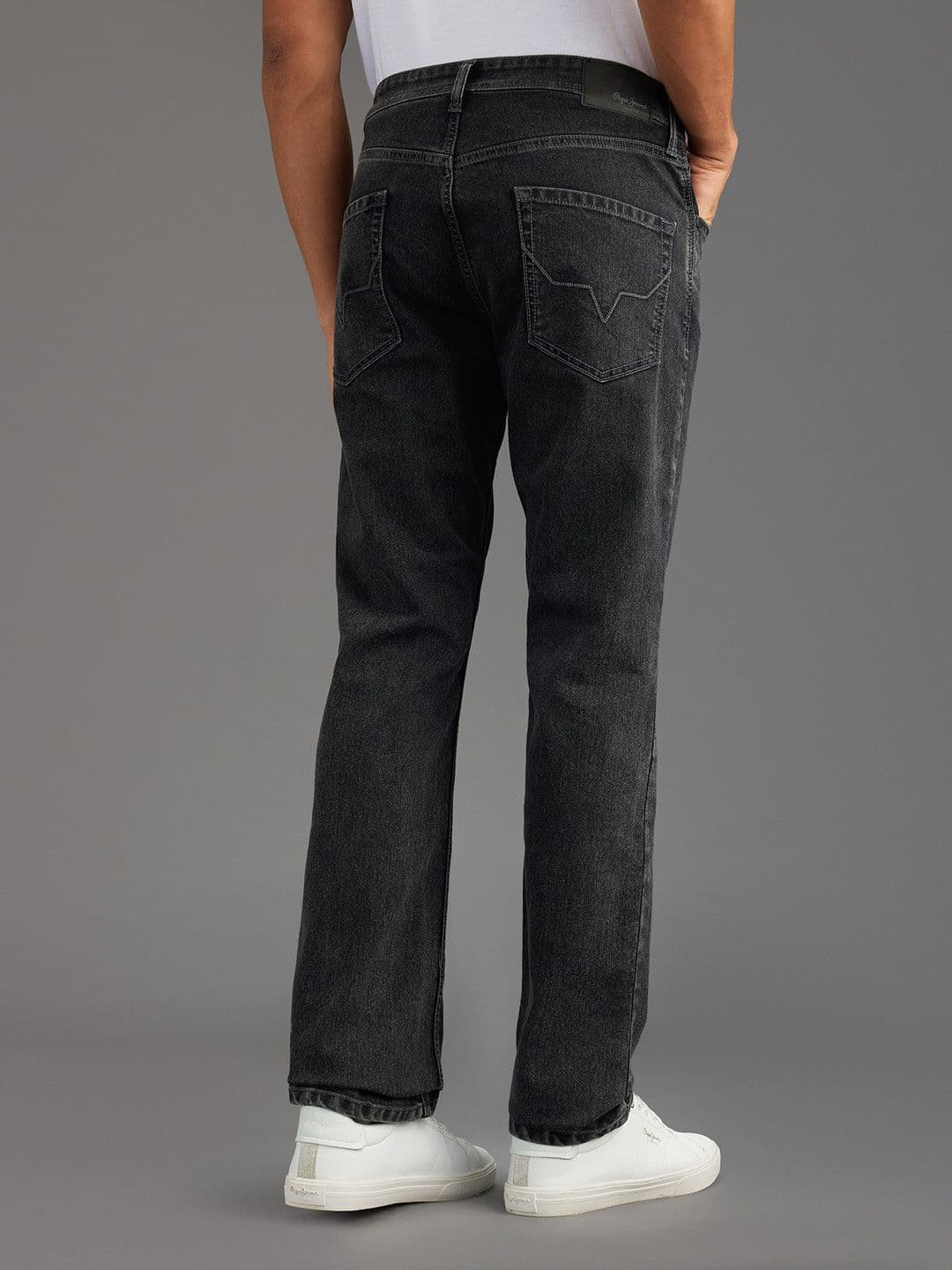 Pepe Jeans Men Holborne Straight Fit Mid-Rise Light Fade Stretchable Jeans thumbnail 2