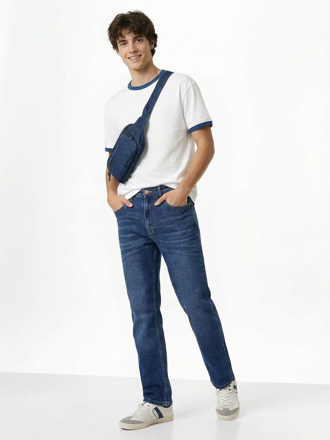 Aeropostale Men Regular Fit Mid-Rise Light Fade Cotton Jeans thumbnail 6