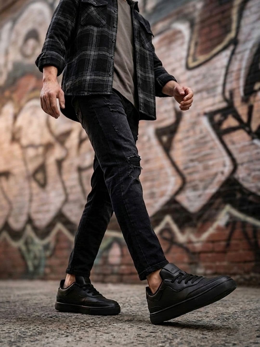 HRX by Hrithik Roshan Men Bomba Lace-Up Comfortable Sneakers thumbnail 7