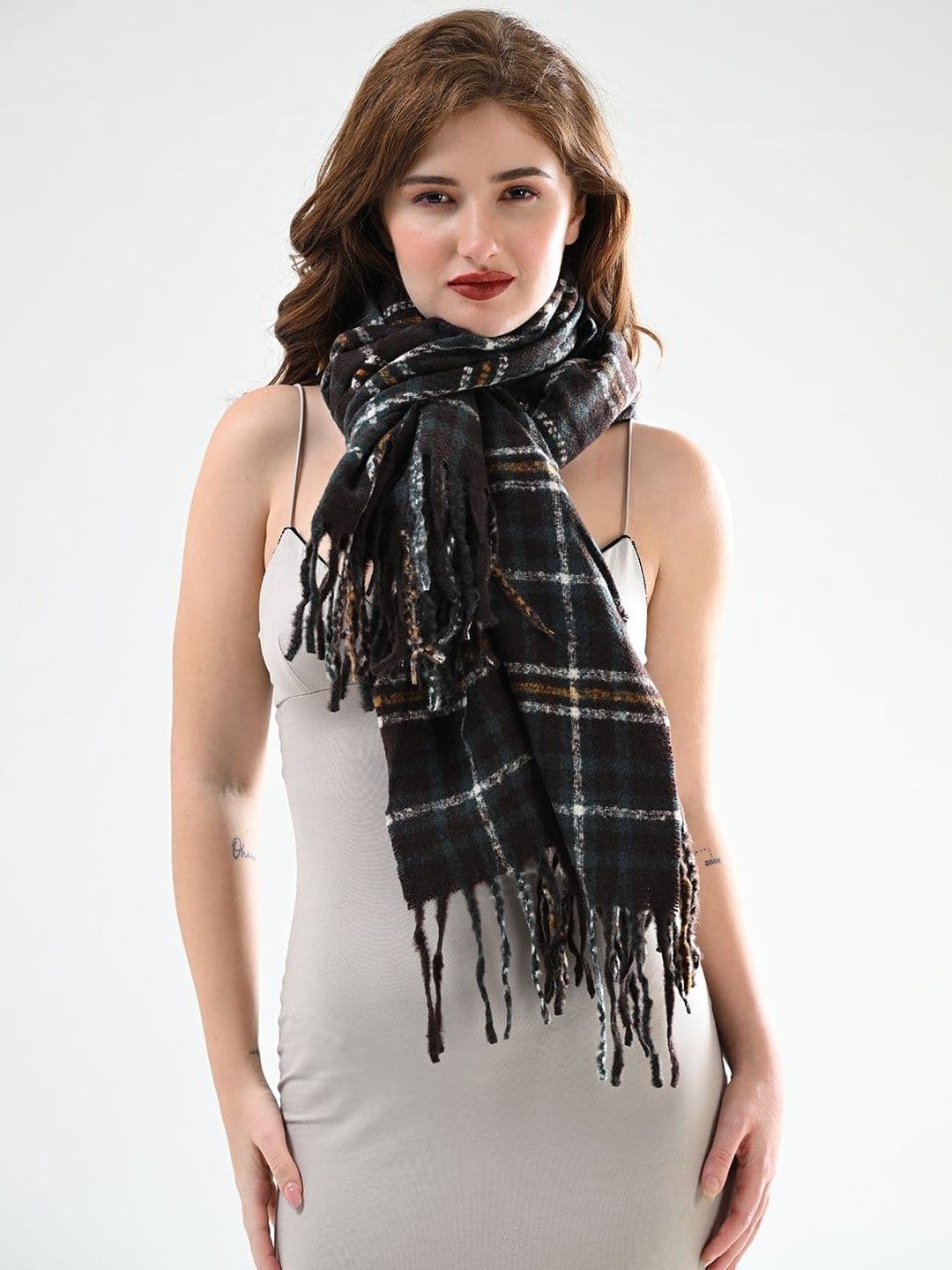 Cazzano Women Checked Woven Design Shawl thumbnail 5