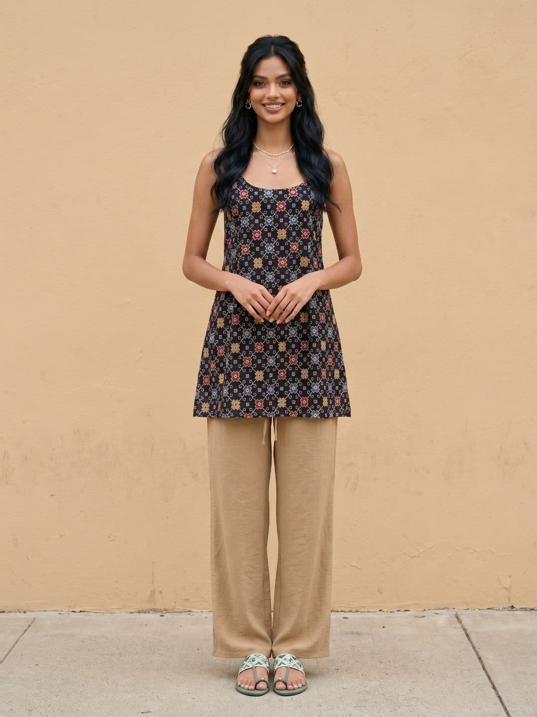 fusion by glitchez Geometric Printed Pure Cotton Kurti thumbnail 3