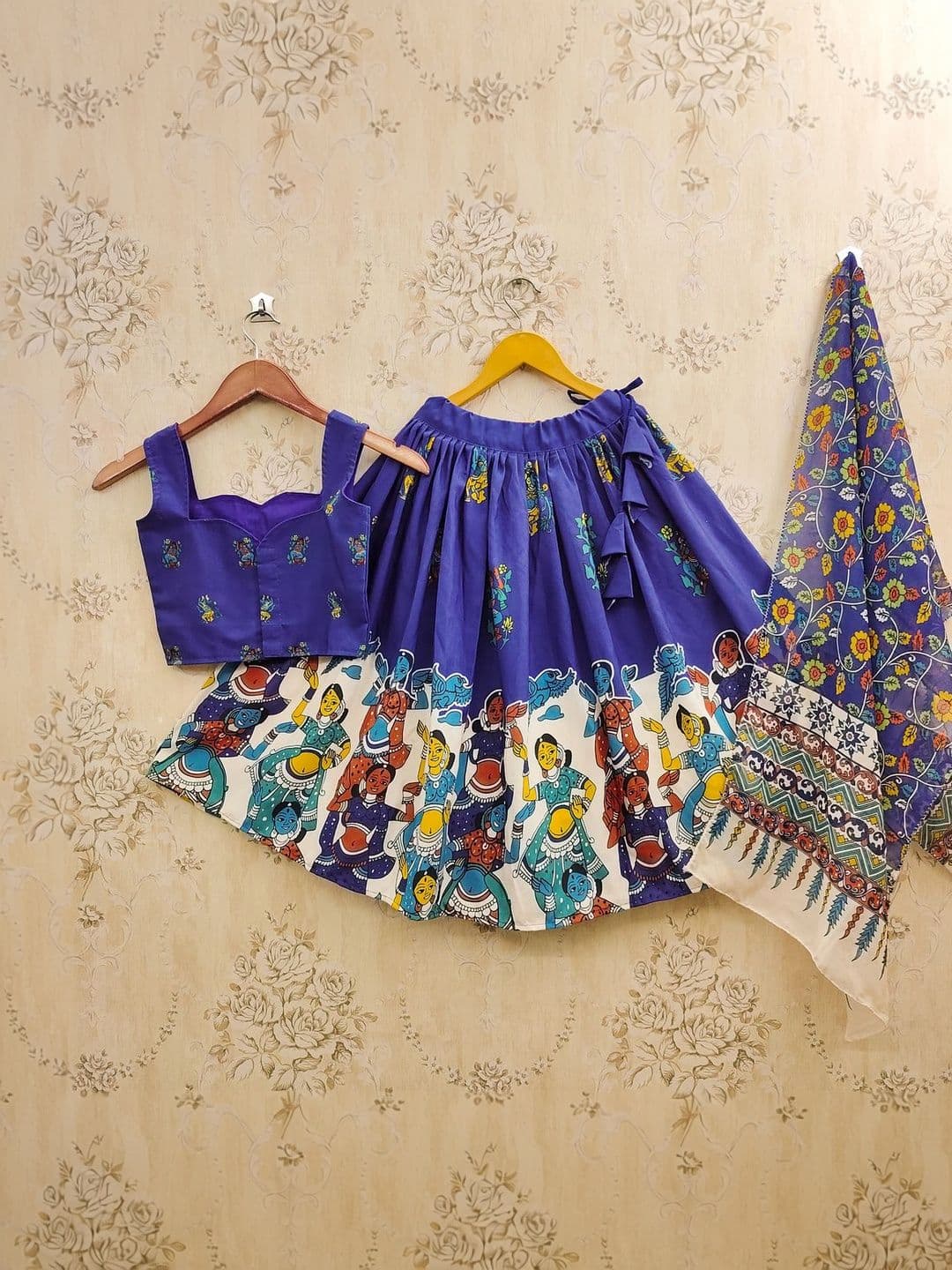 Sangria Girls Printed Square Neck Flared Lehenga Choli thumbnail 2