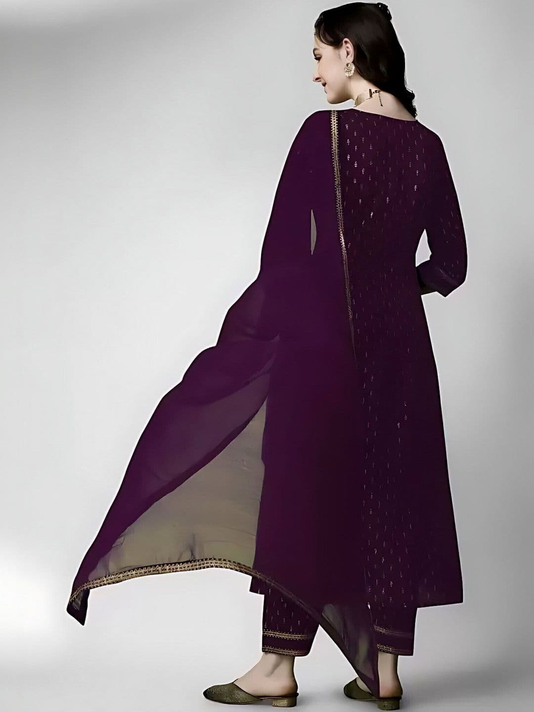 QUEENSFAB Women Ethnic Motifs Printed Panelled Thread Work Kurta with Trousers & With Dupatta thumbnail 2