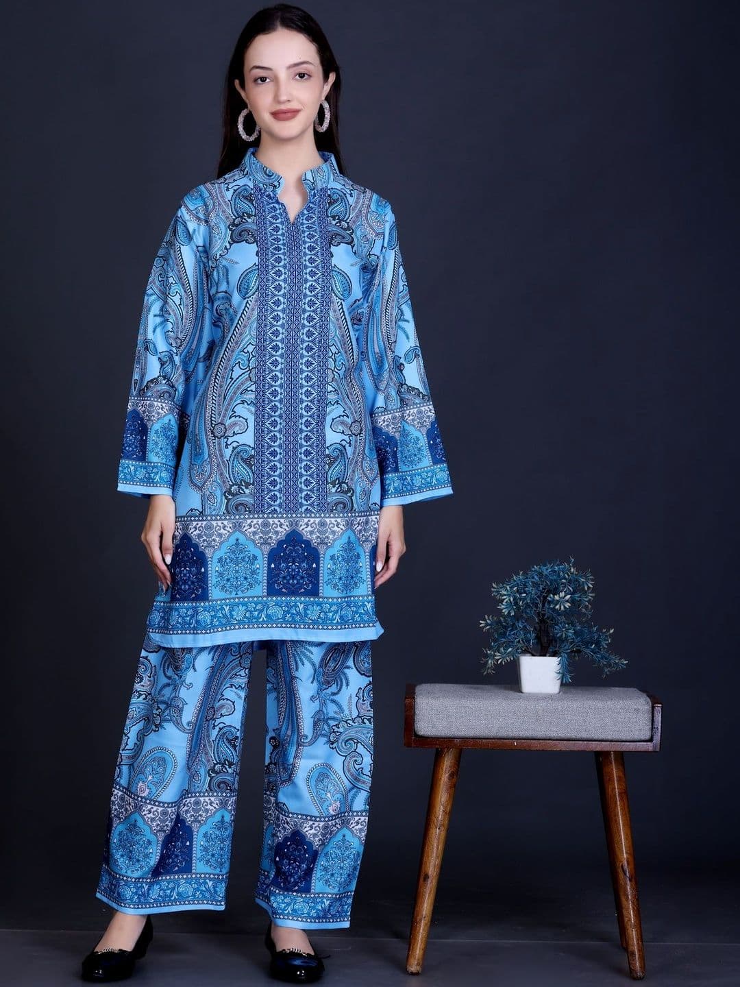 PIPASA Women Ethnic Motifs Printed Regular Kurta with Trousers thumbnail 5
