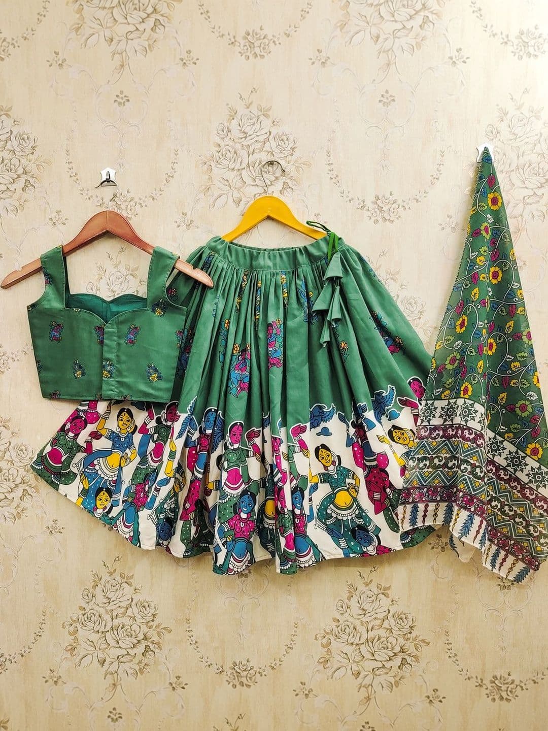 Sangria Girls Printed Square Neck Flared Lehenga Choli thumbnail 3