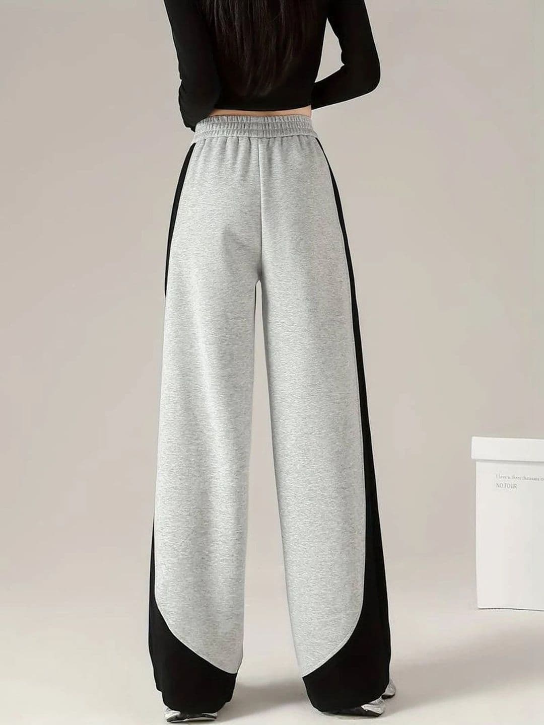 Imsa Moda Women Baggy Colourblocked Training Track Pants thumbnail 3