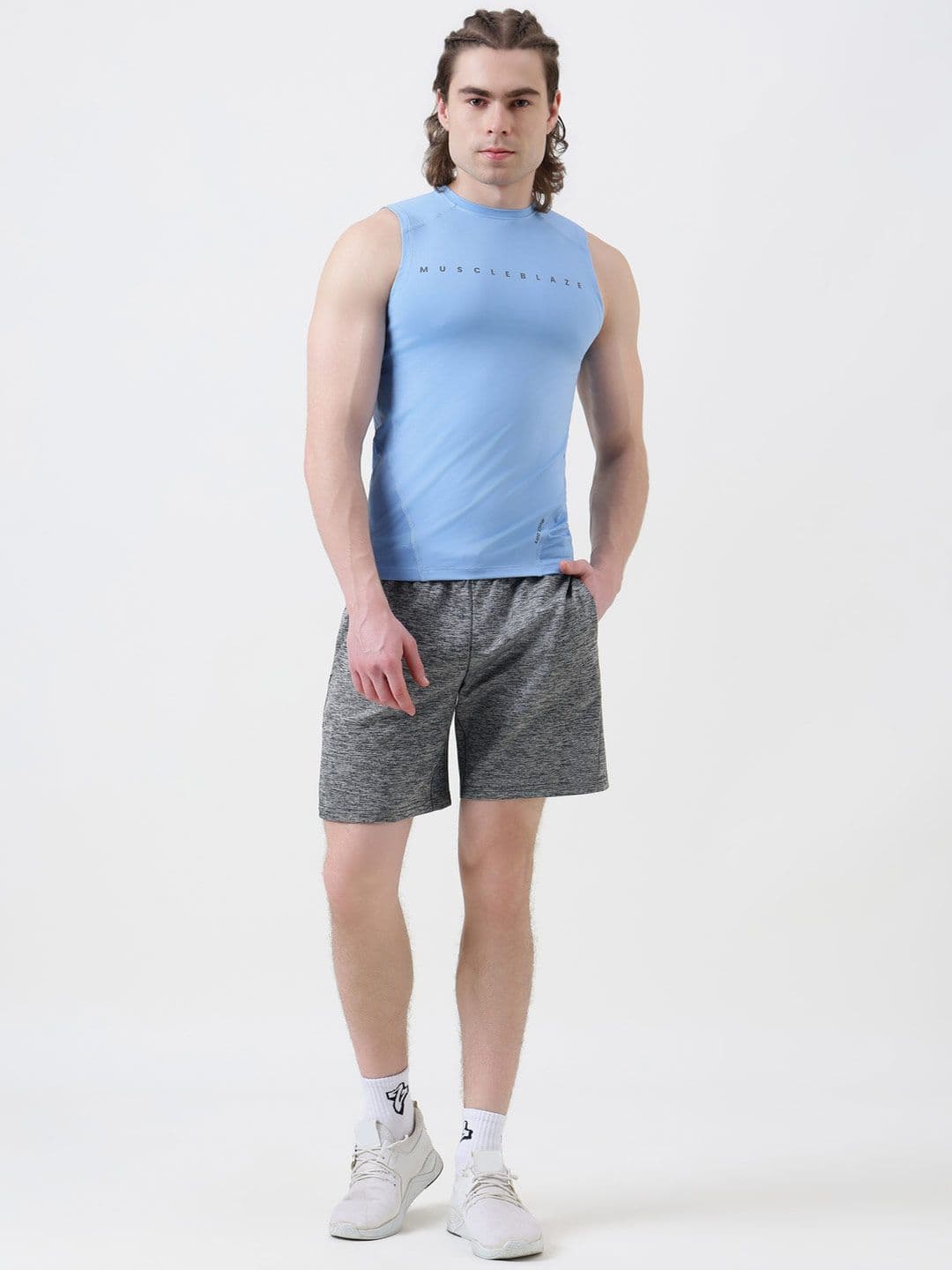 MuscleBlaze Unisex Brand Logo Printed Round Neck Compression T-shirt thumbnail 7
